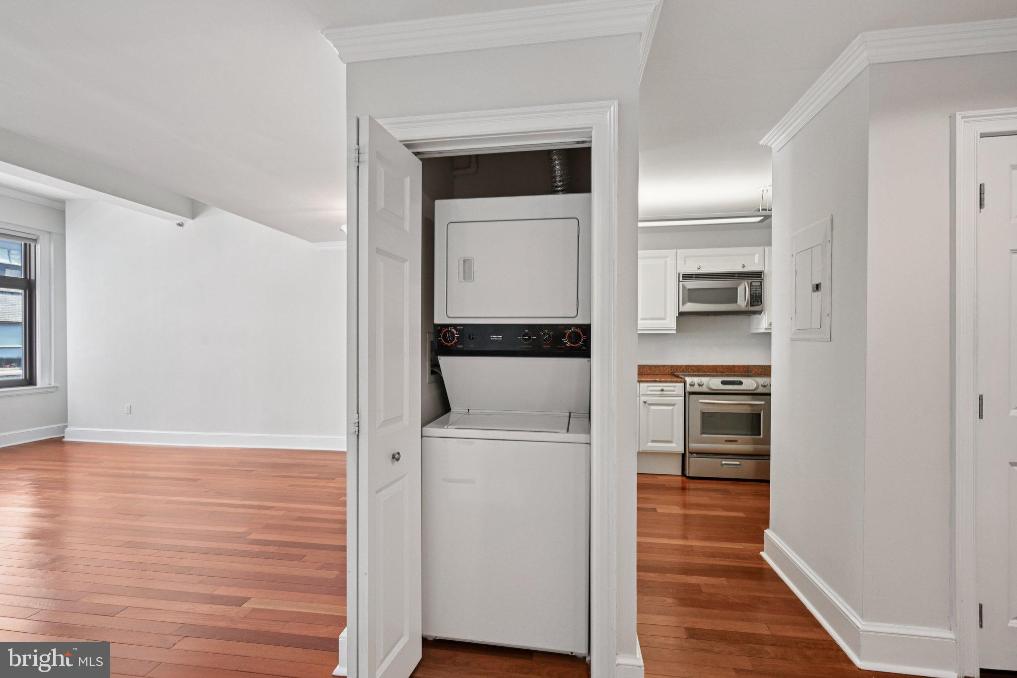 SOCIETY HILL - Residential