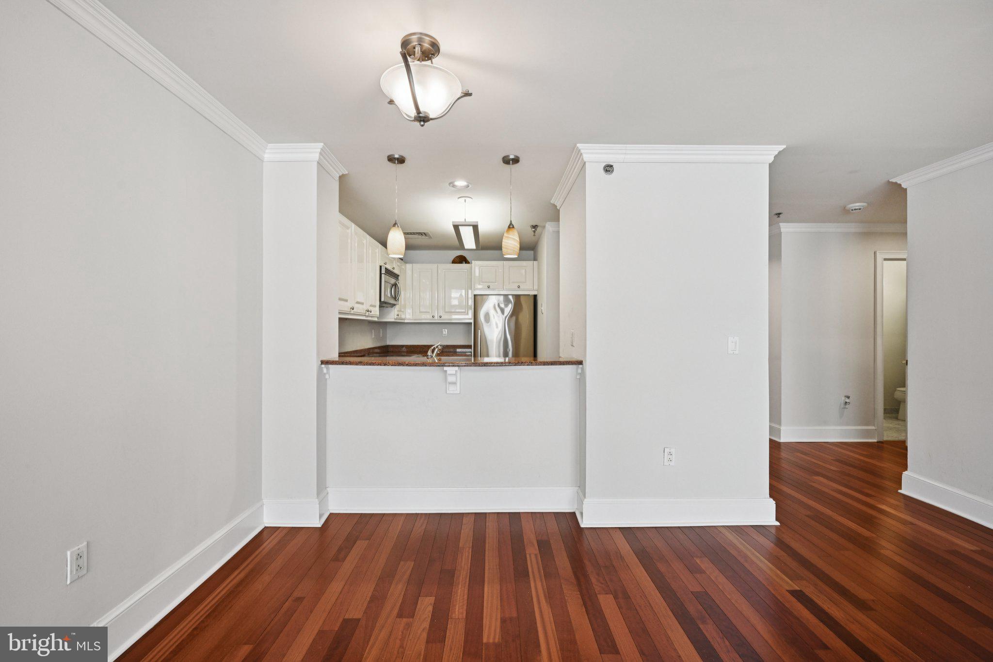 SOCIETY HILL - Residential