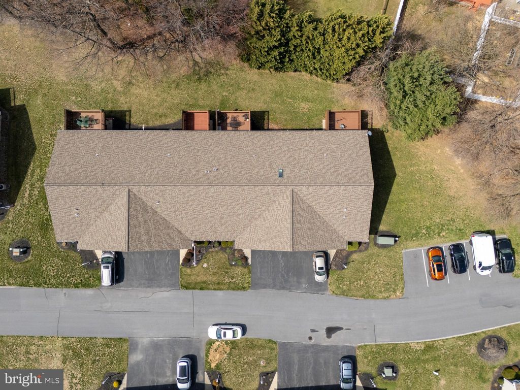 listing image 42