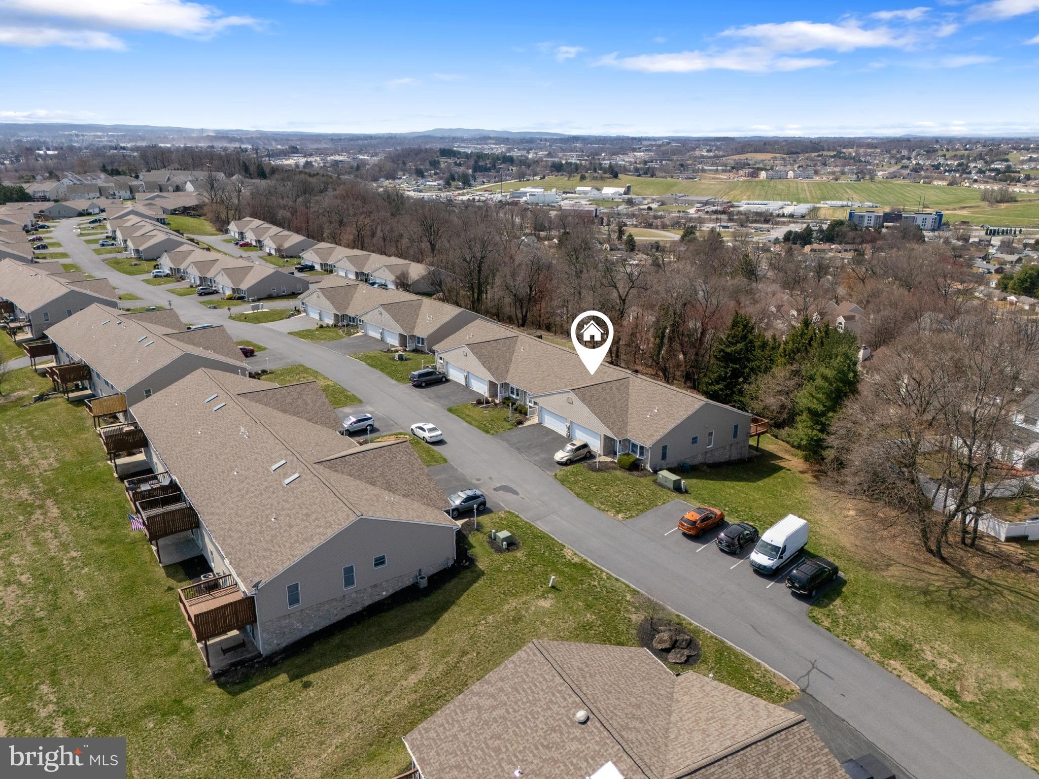 WHITE OAK MANOR - Residential