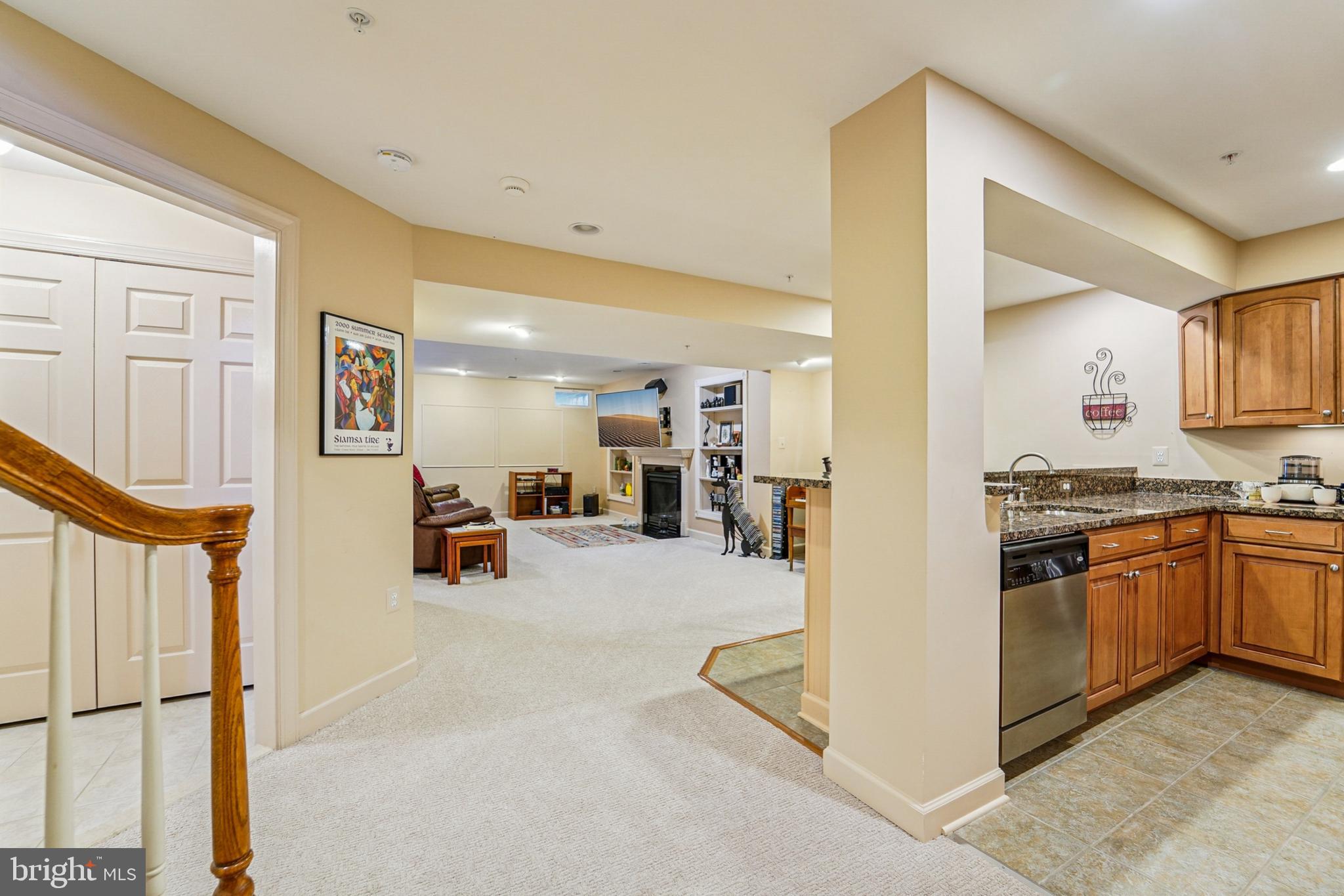 WAVERLY WOODS - Residential