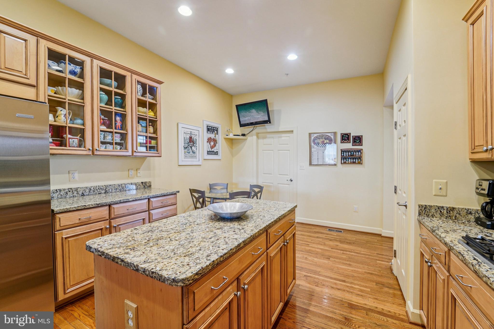 WAVERLY WOODS - Residential