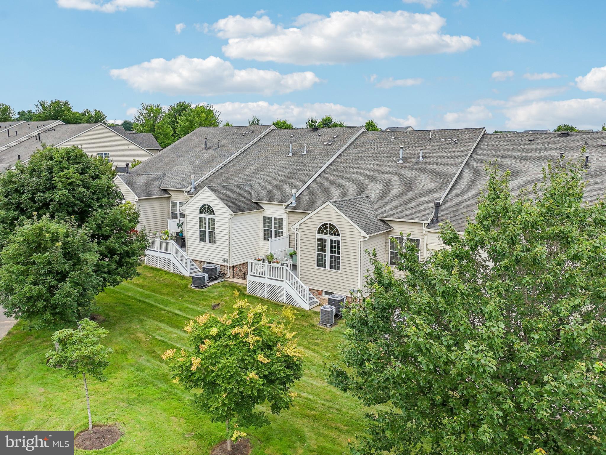 WAVERLY WOODS - Residential