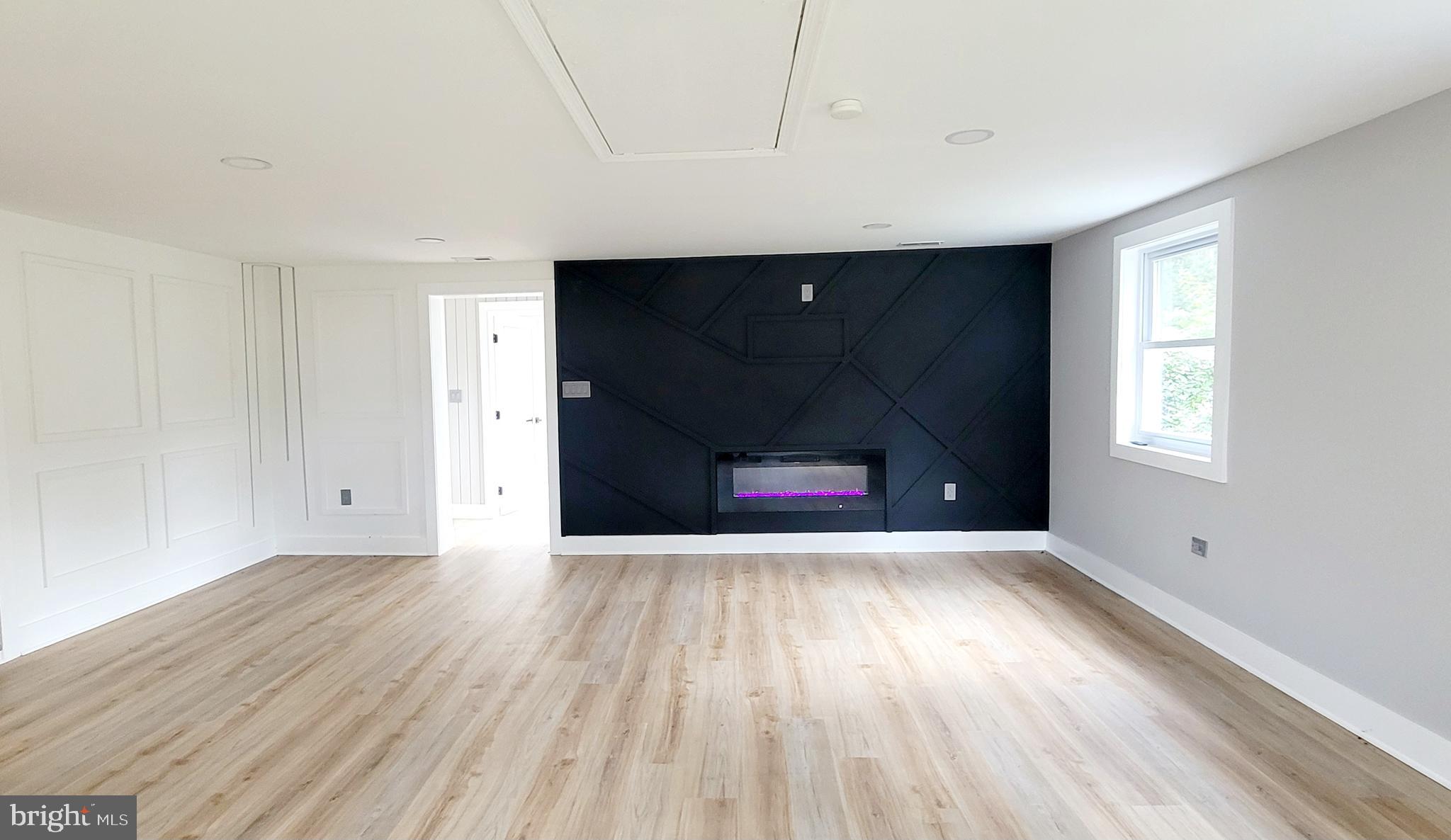 NORTH SPRINGFIELD - Residential Lease