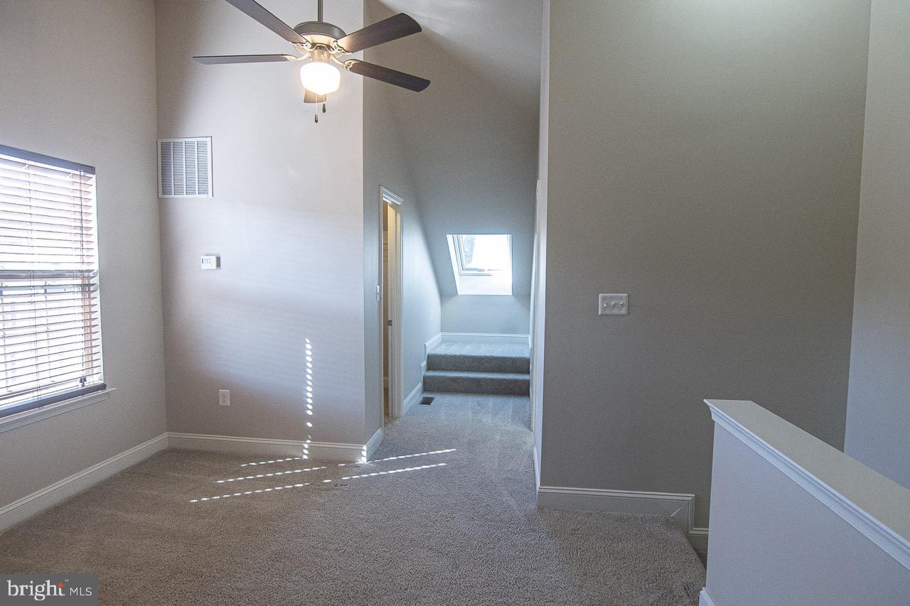 TRIANGLE HIGHLANDS CONDO - Residential Lease