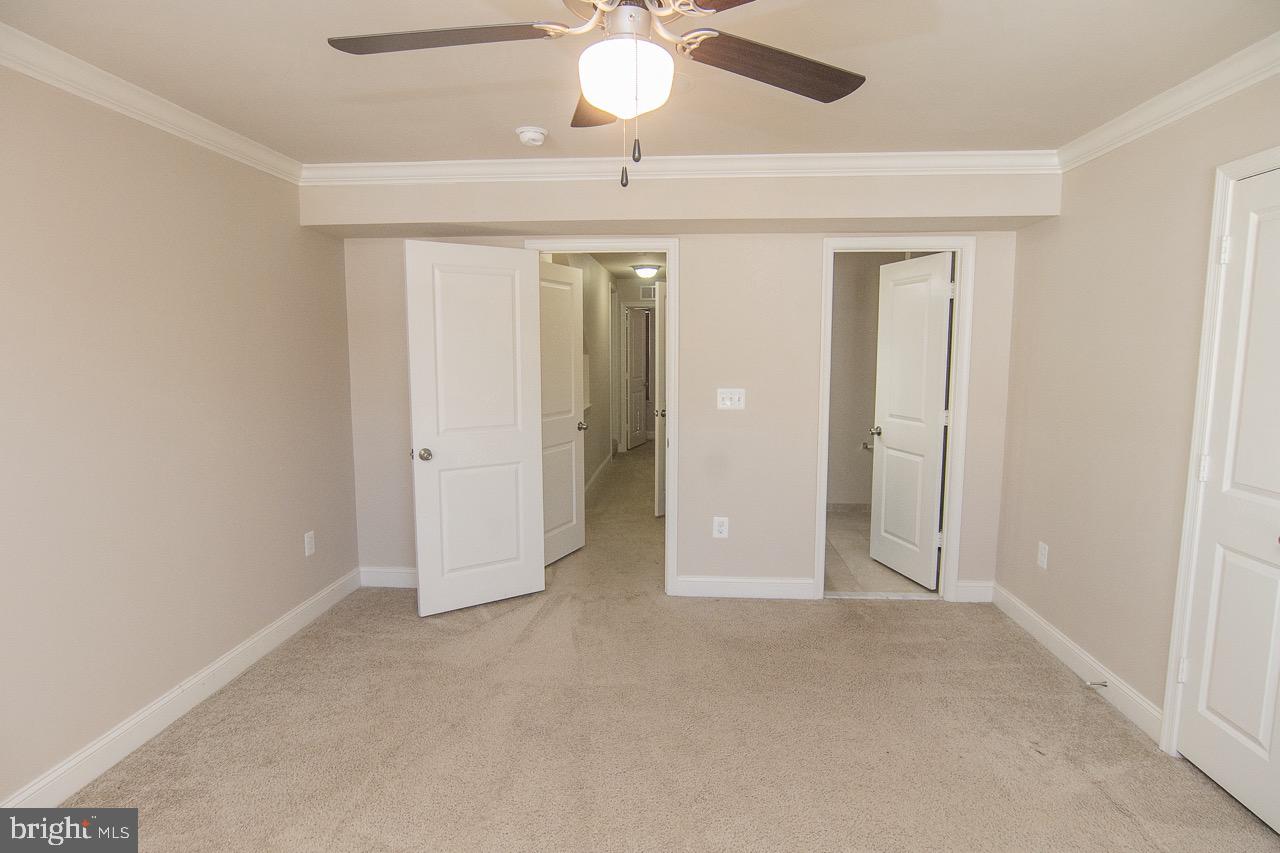 TRIANGLE HIGHLANDS CONDO - Residential Lease