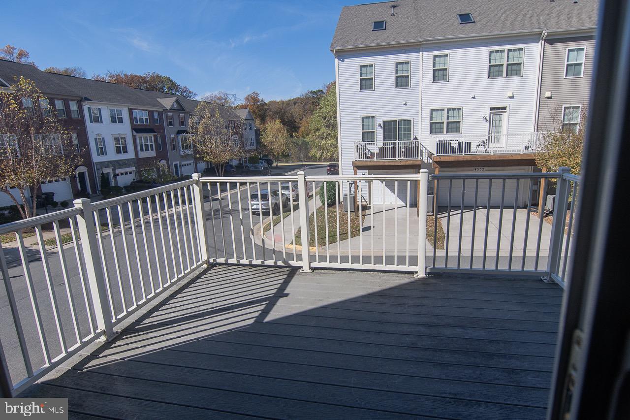 TRIANGLE HIGHLANDS CONDO - Residential Lease