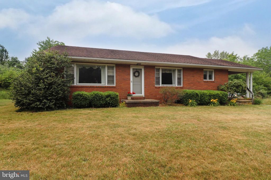 Photo of 1355 SWAMP BRIDGE RD, STEVENS, PA 17578 (MLS # PALA2036000)