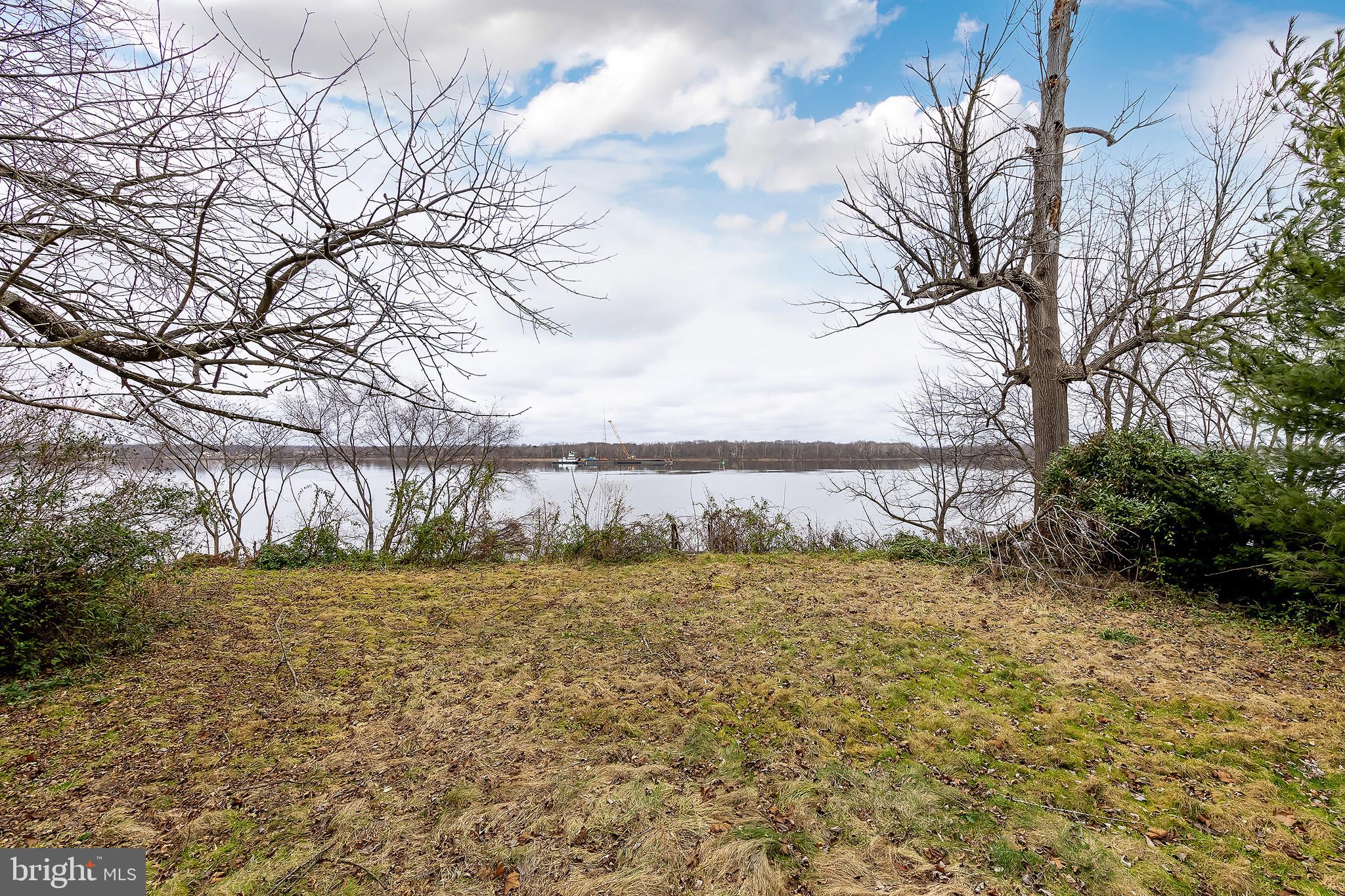 26 RIVERBANK AVENUE