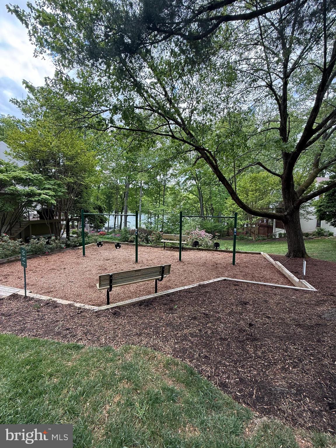 LAKEVIEW - Residential