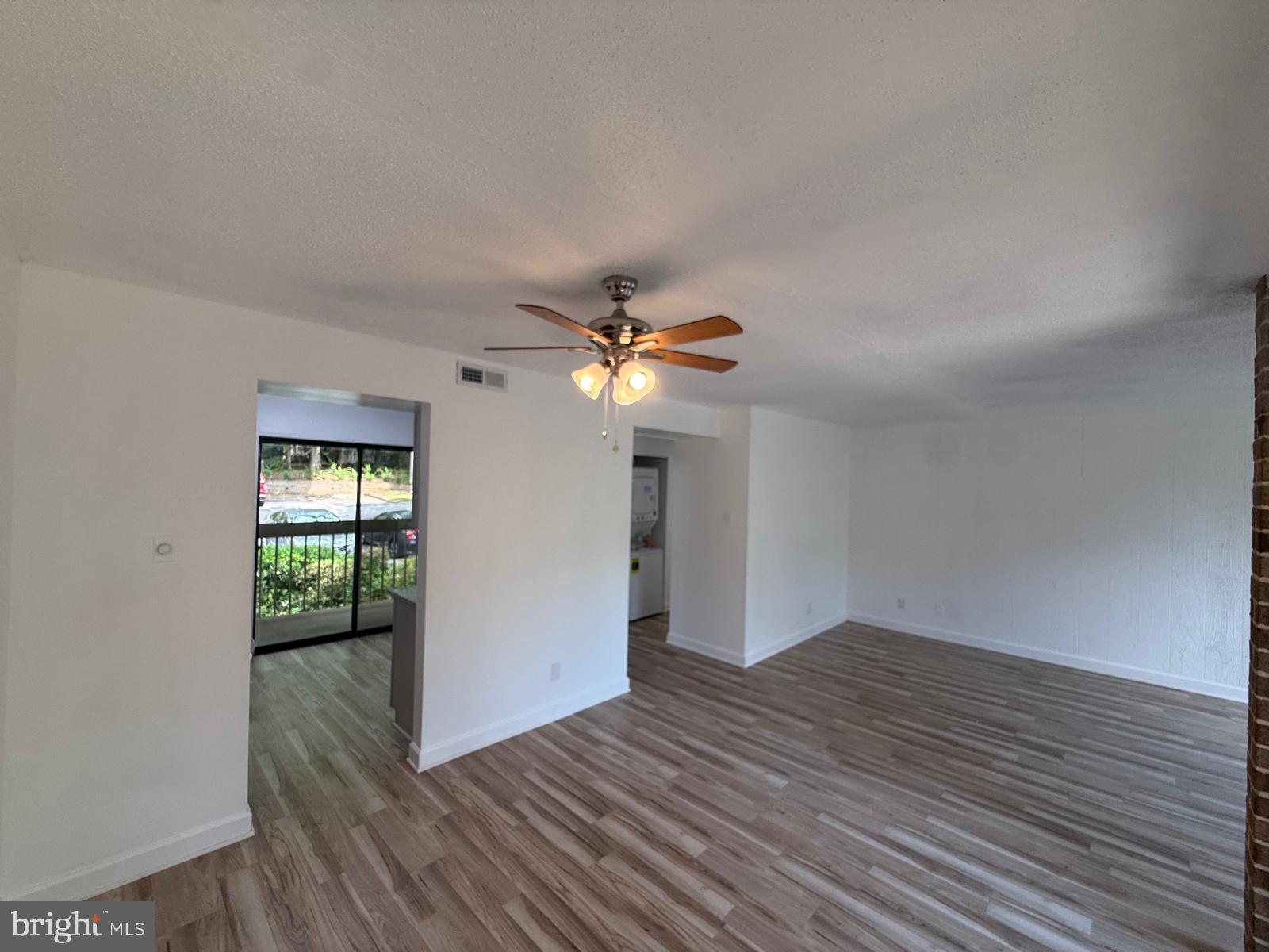 LAKEVIEW - Residential