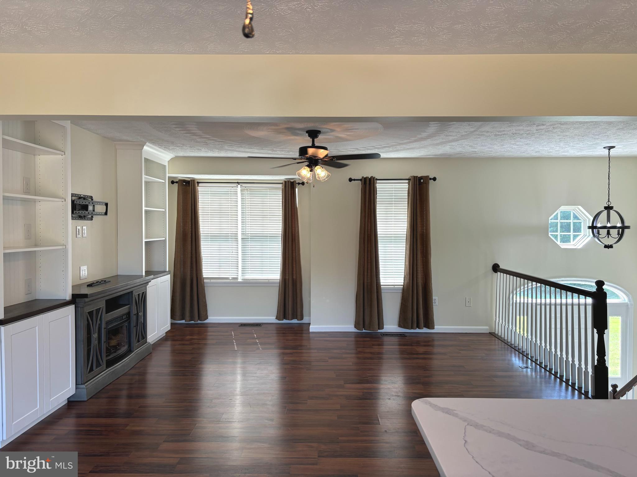 SHAMROCK GLENN ESTATES - Residential