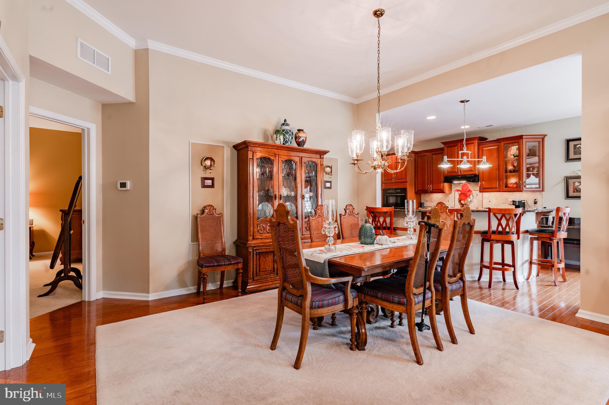 159 VILLA DR