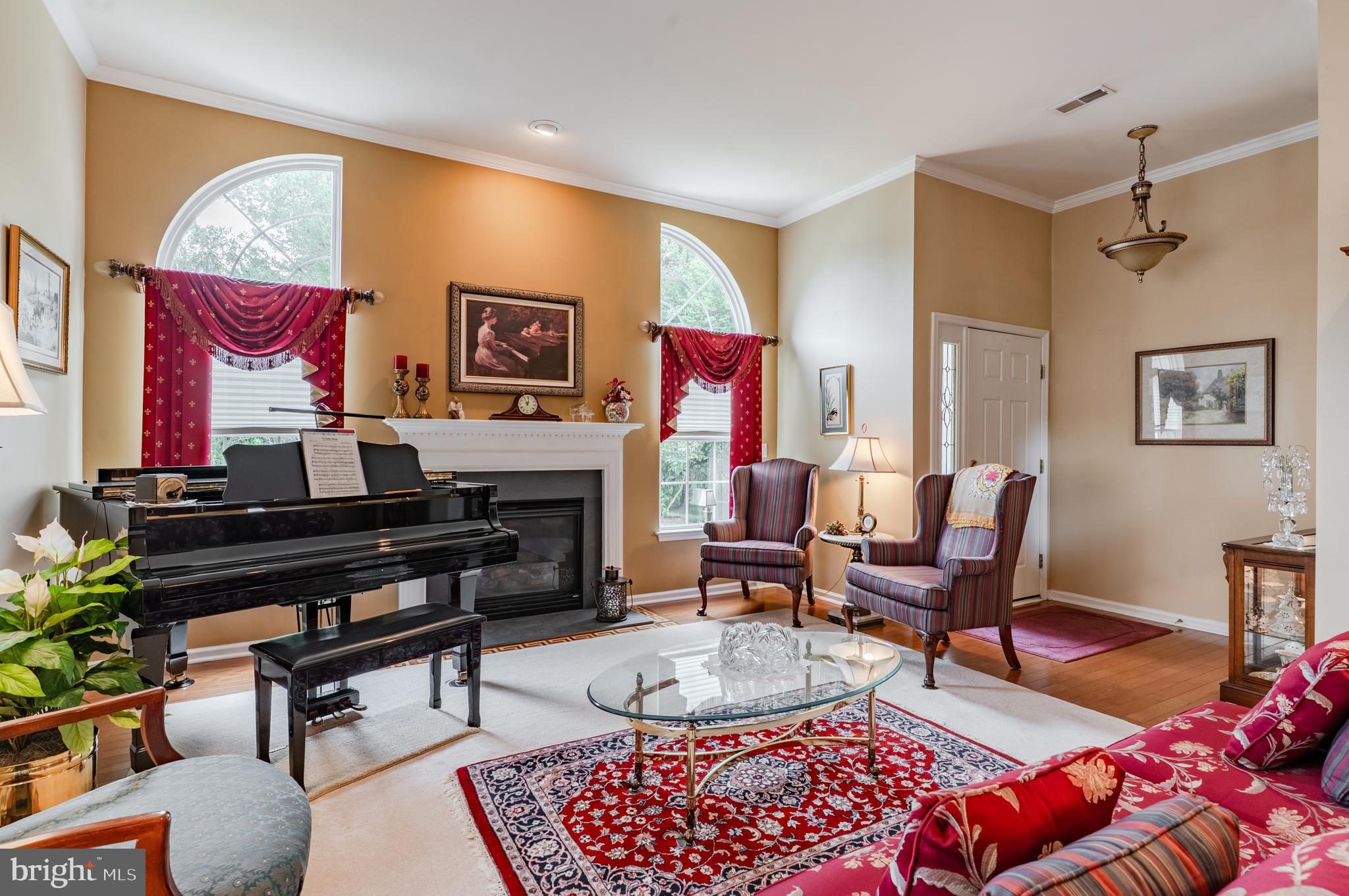 159 VILLA DR