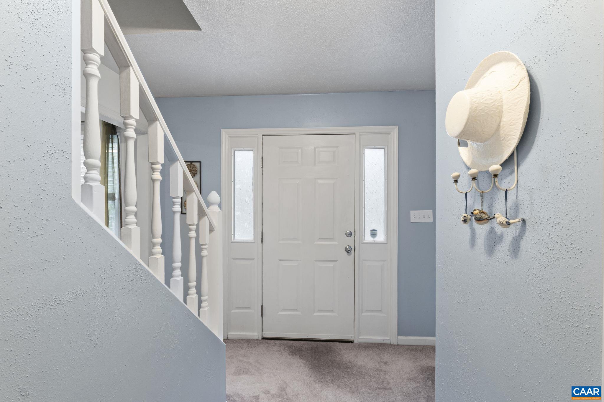 LAKE MONTICELLO - Residential