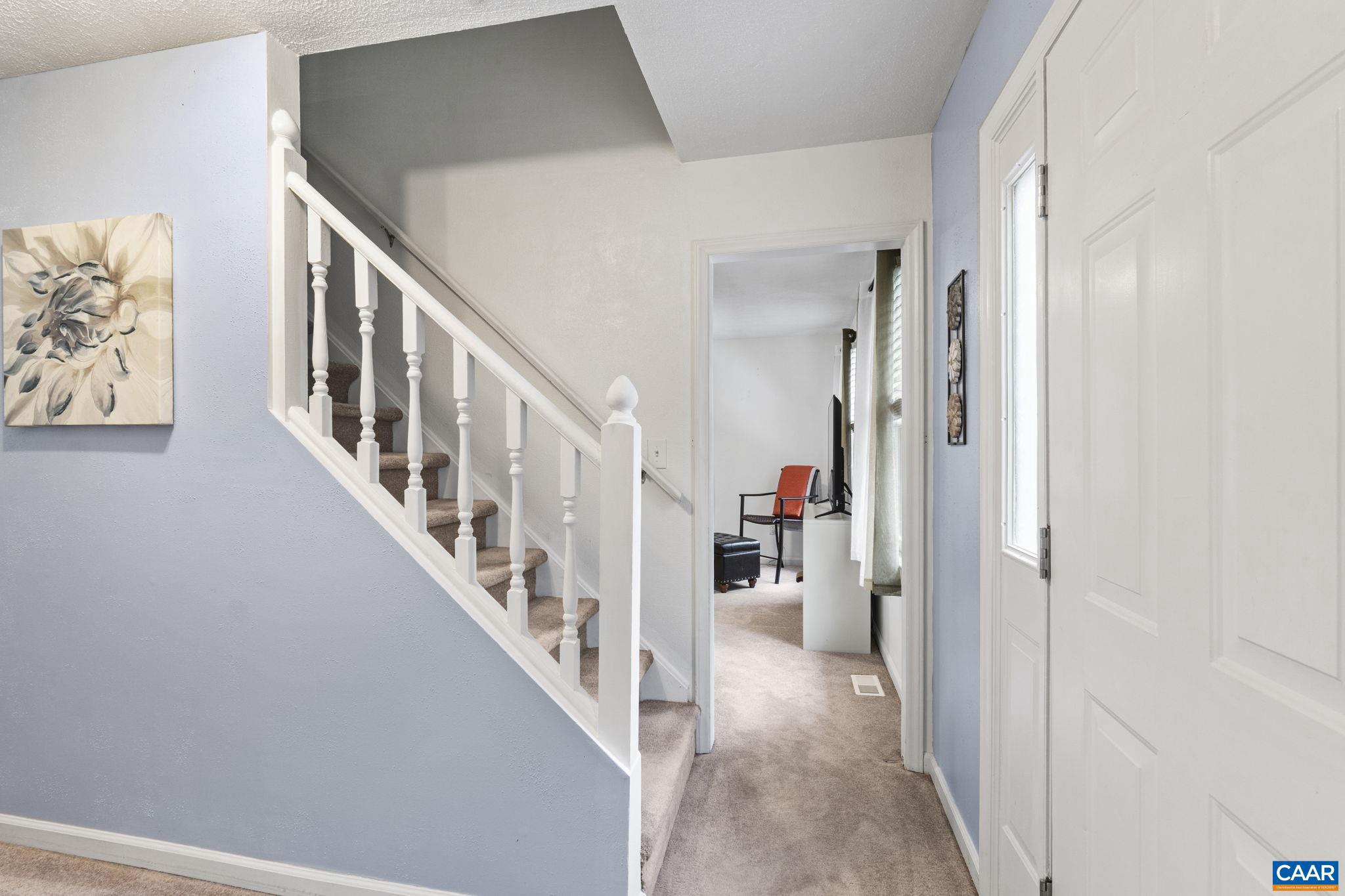 LAKE MONTICELLO - Residential