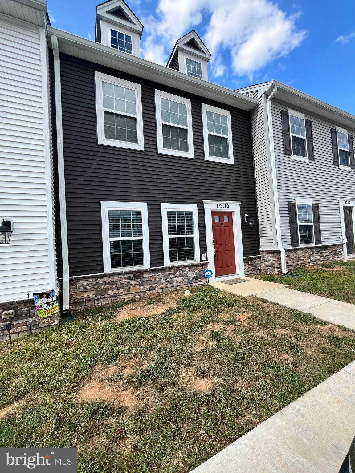 REGENCY CROSSING - Residential