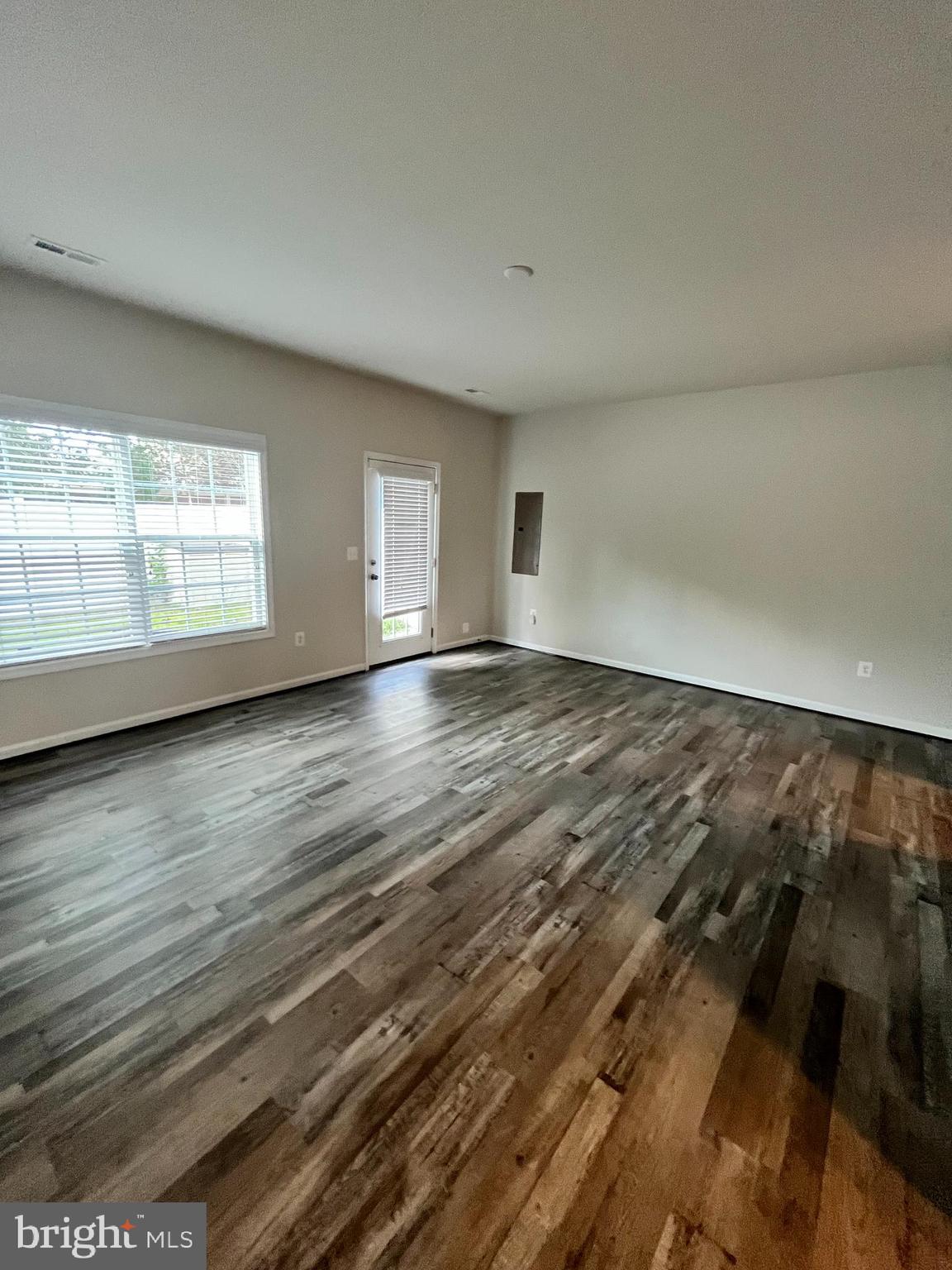 REGENCY CROSSING - Residential