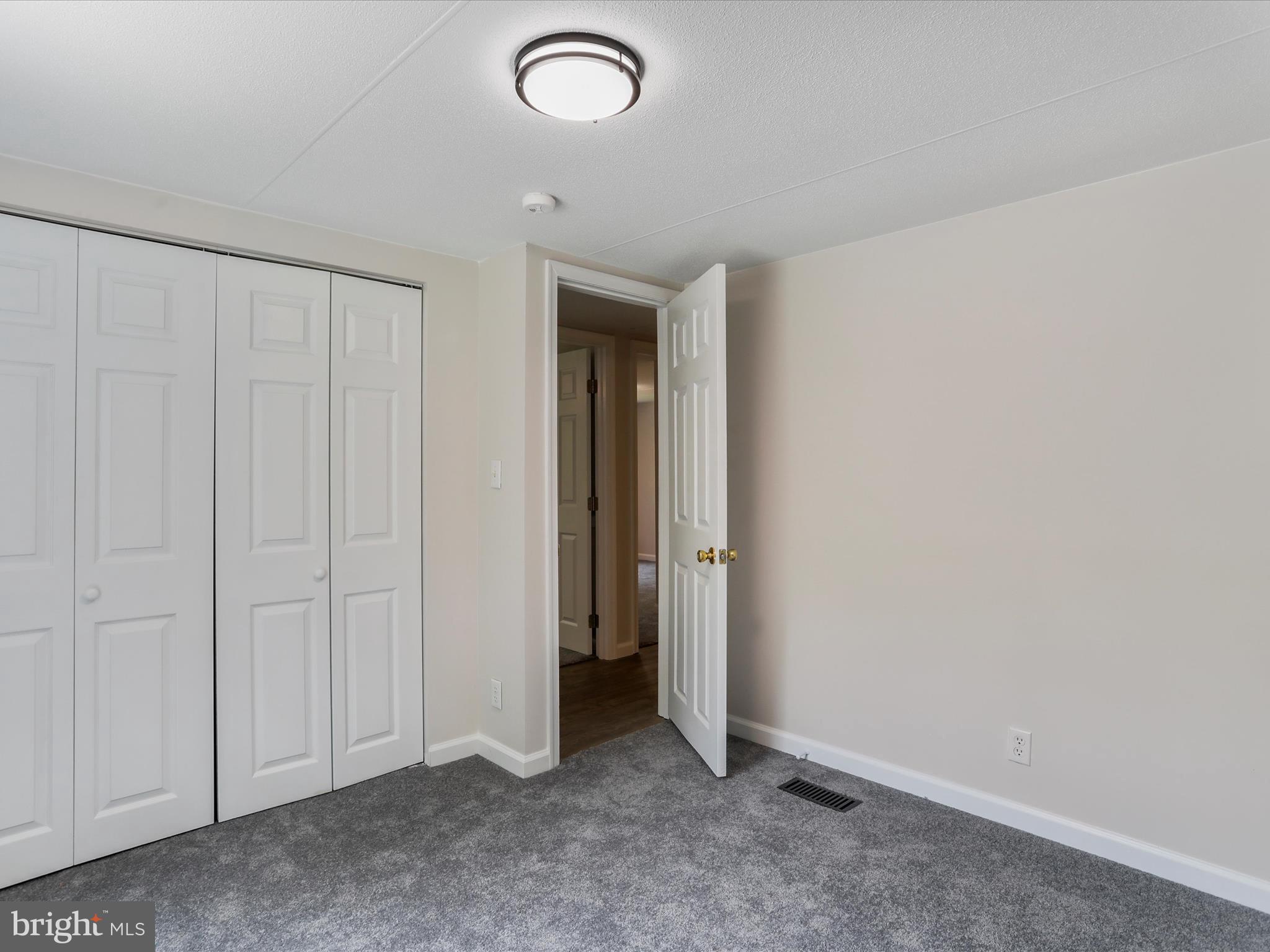 OAKRIDGE WEST - Residential