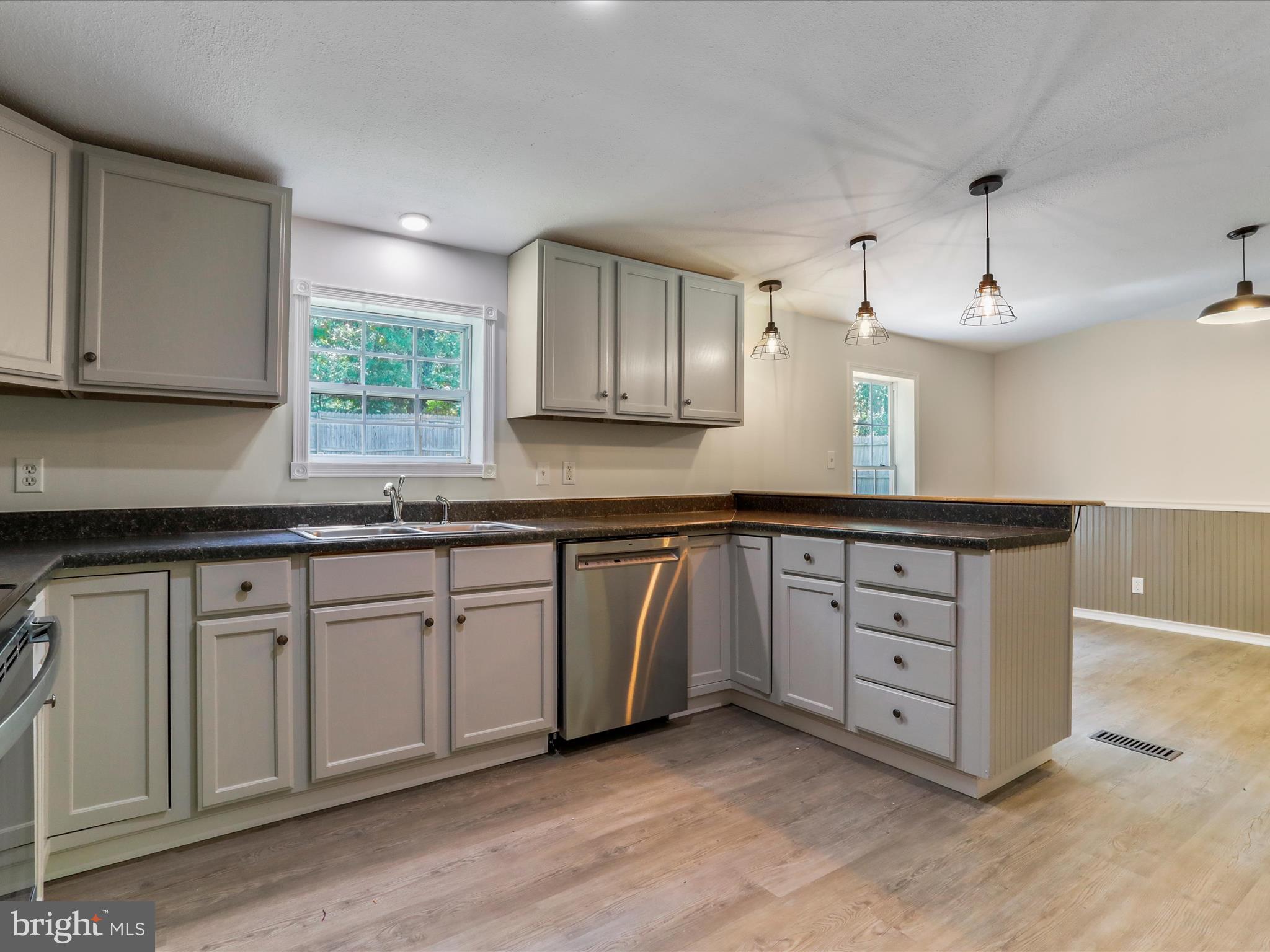 OAKRIDGE WEST - Residential