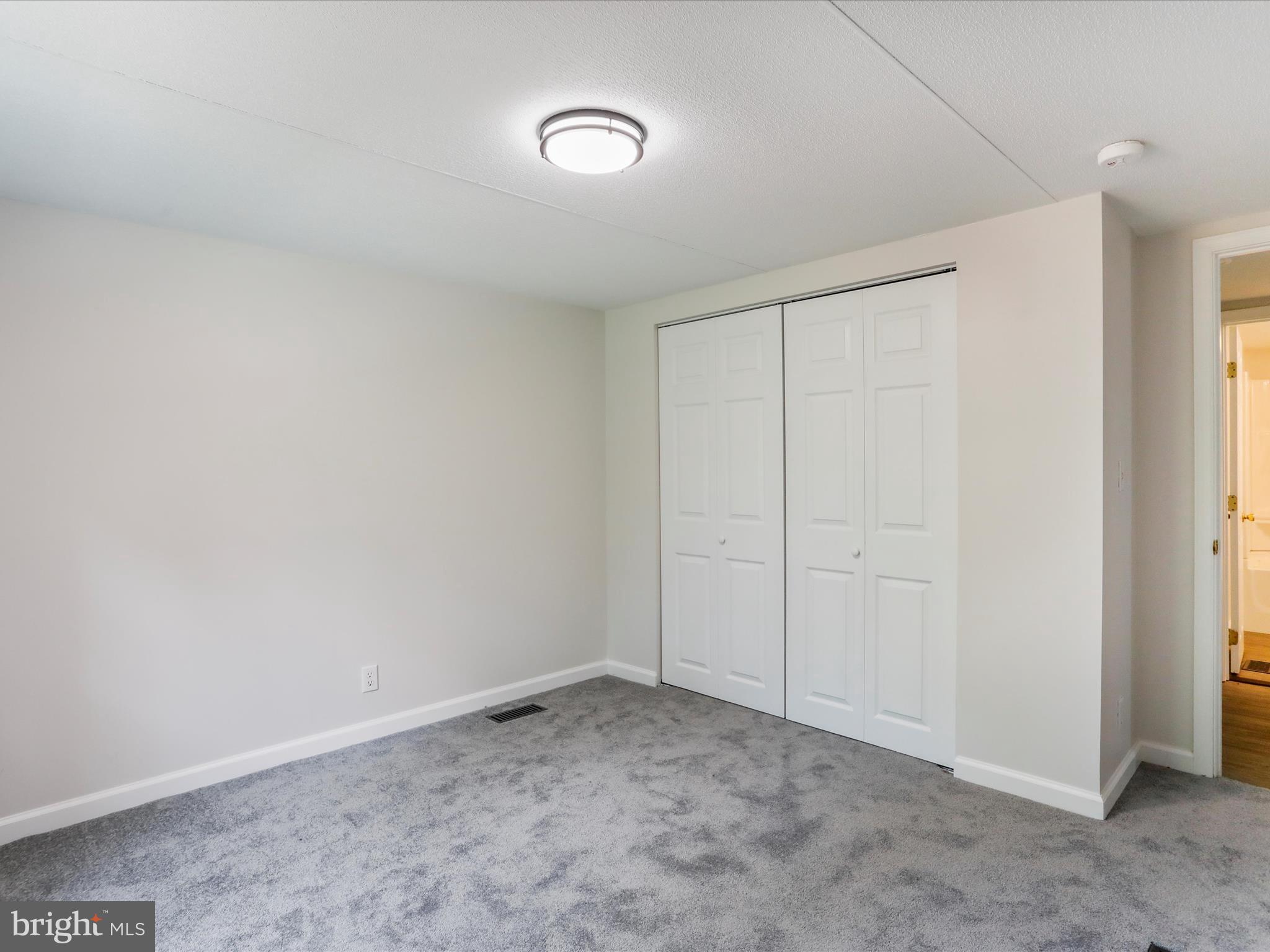 OAKRIDGE WEST - Residential