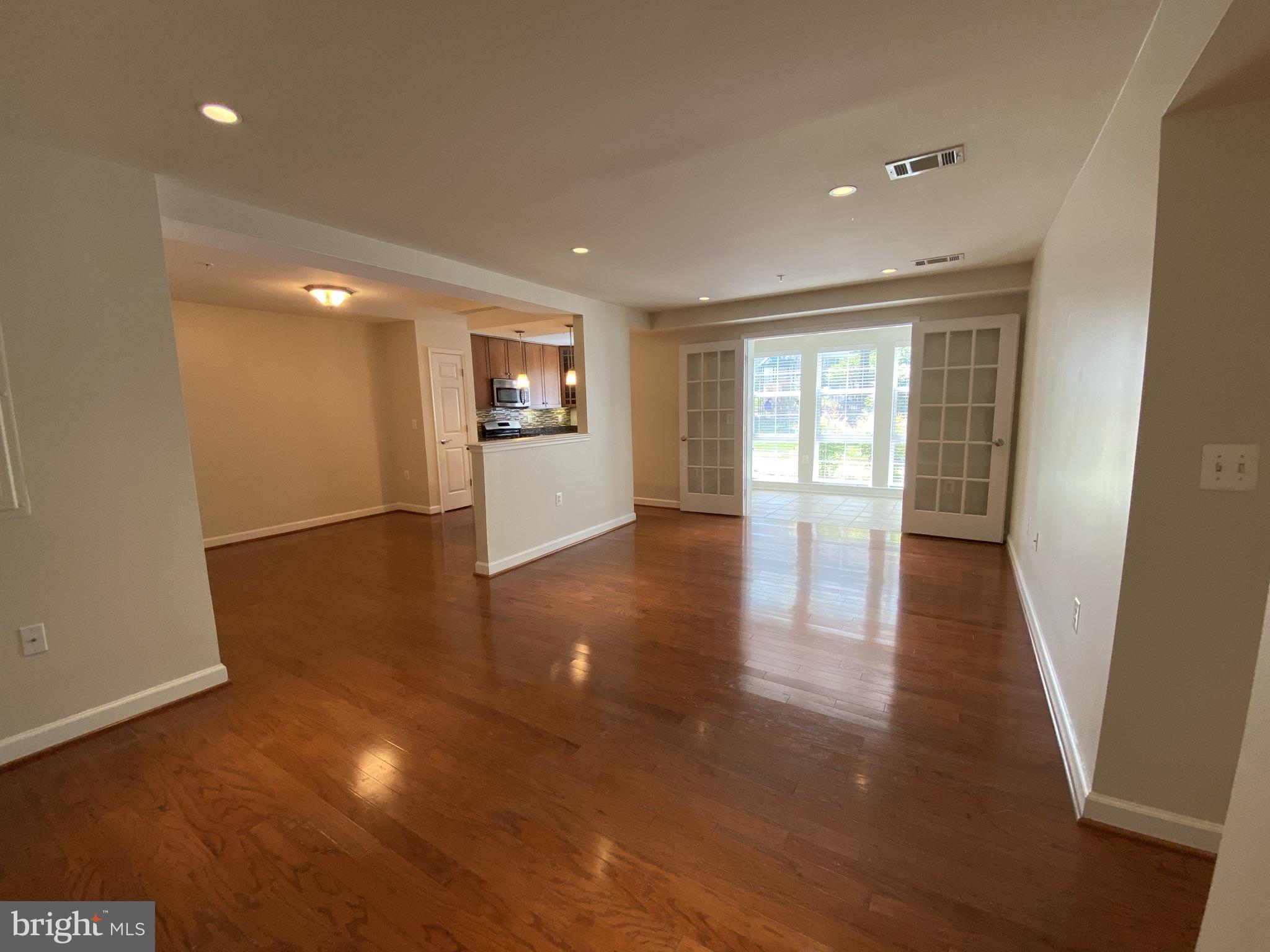 WEST VILLAGE OF SHIRLINGTON - Residential Lease