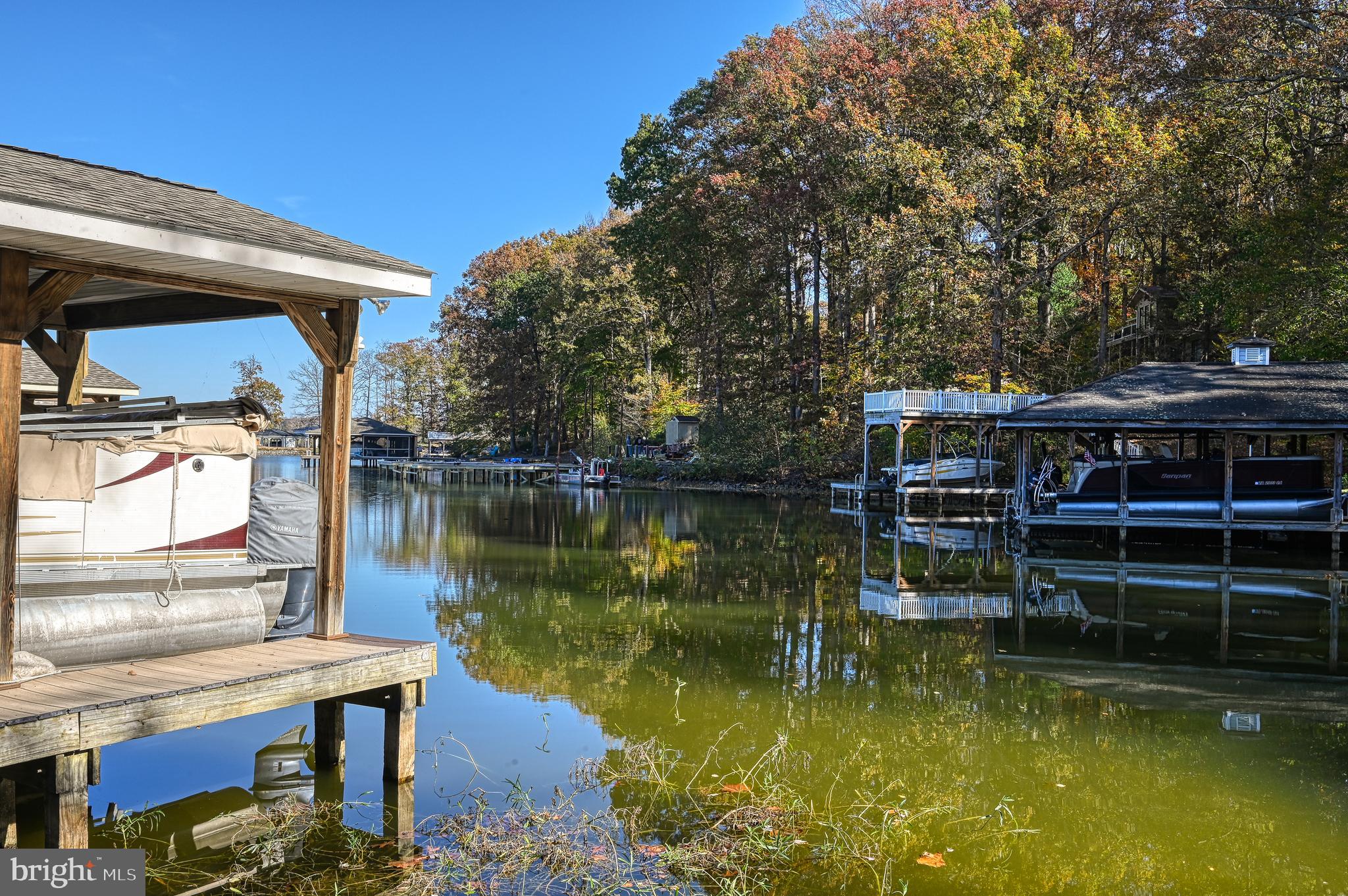 STONEWALL ESTATES - Residential