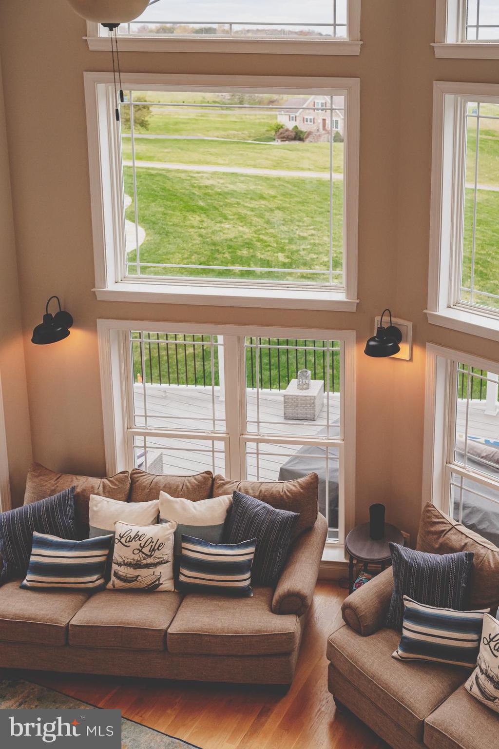 STONEWALL ESTATES - Residential