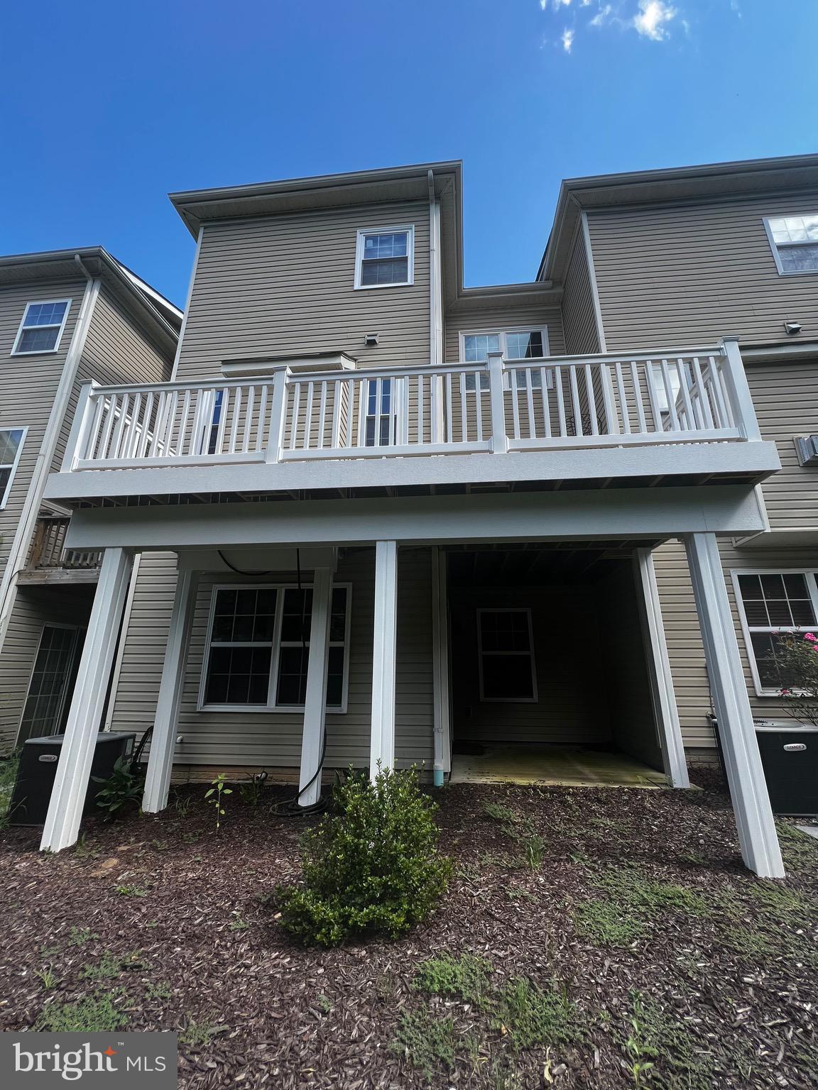 TANYARD SPRINGS - Residential Lease