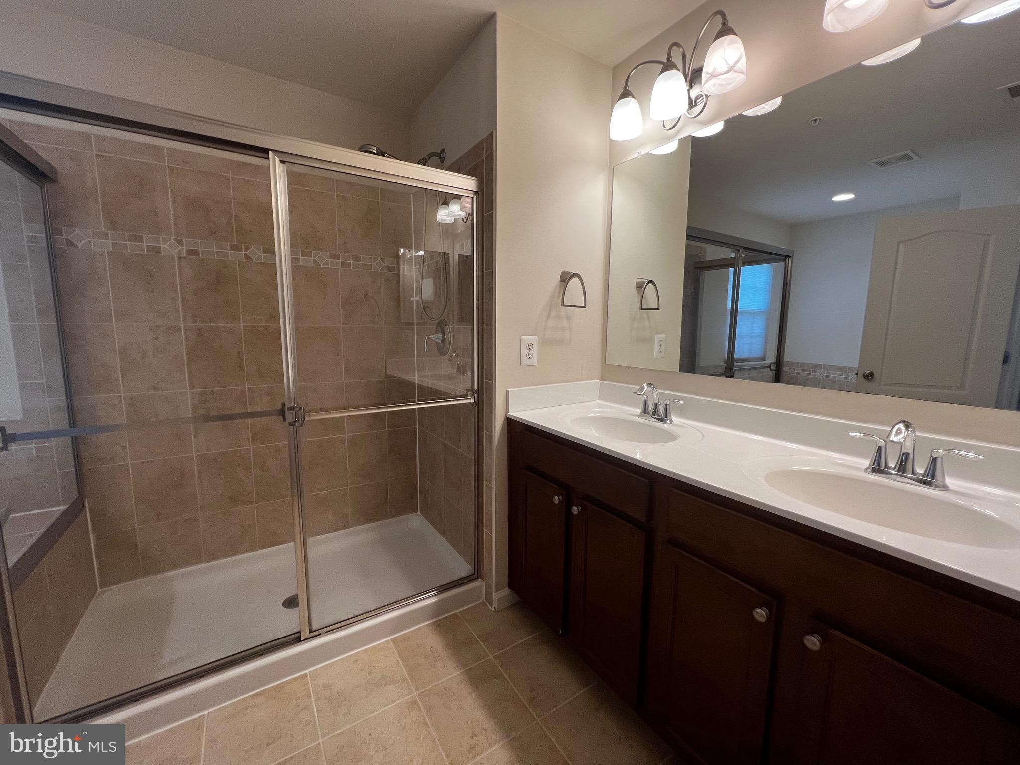 TANYARD SPRINGS - Residential Lease