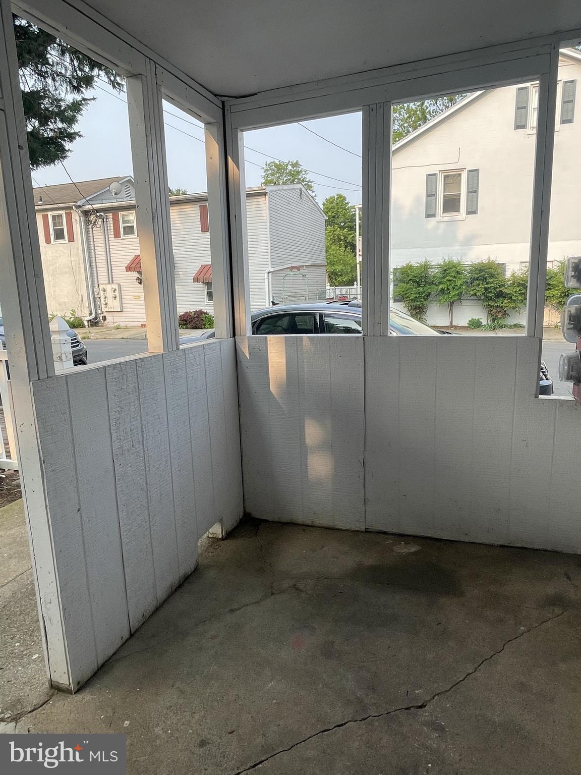 CHARLES TOWN - Residential Lease