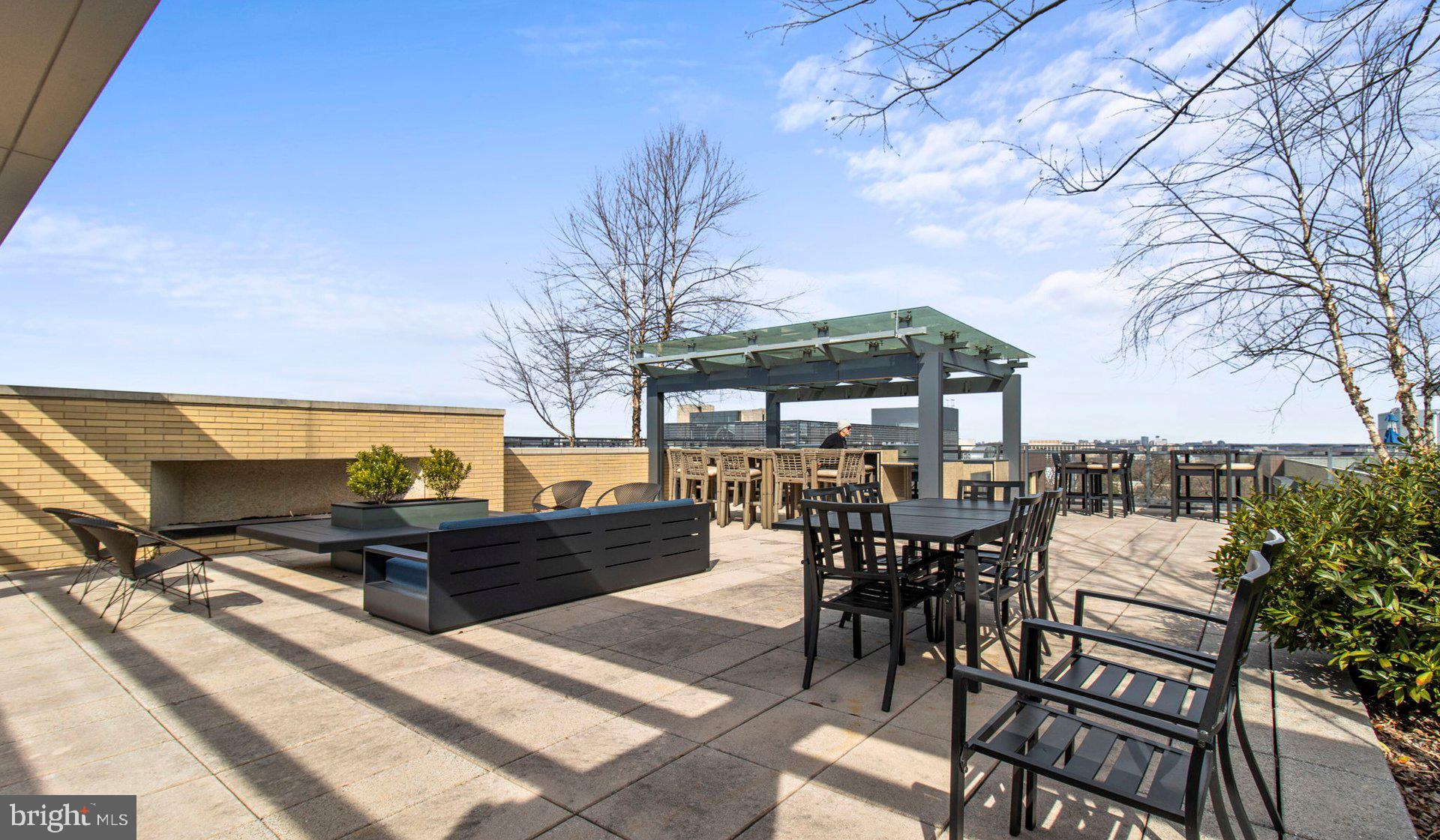 8300 WISCONSIN AVENUE 1B-1-612