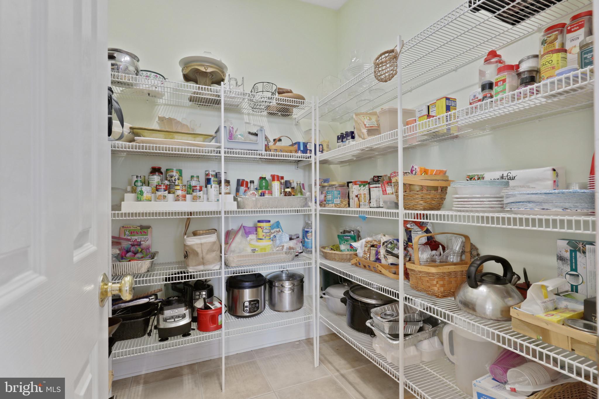 GRAYSTONE FARMS ESTATES - Residential