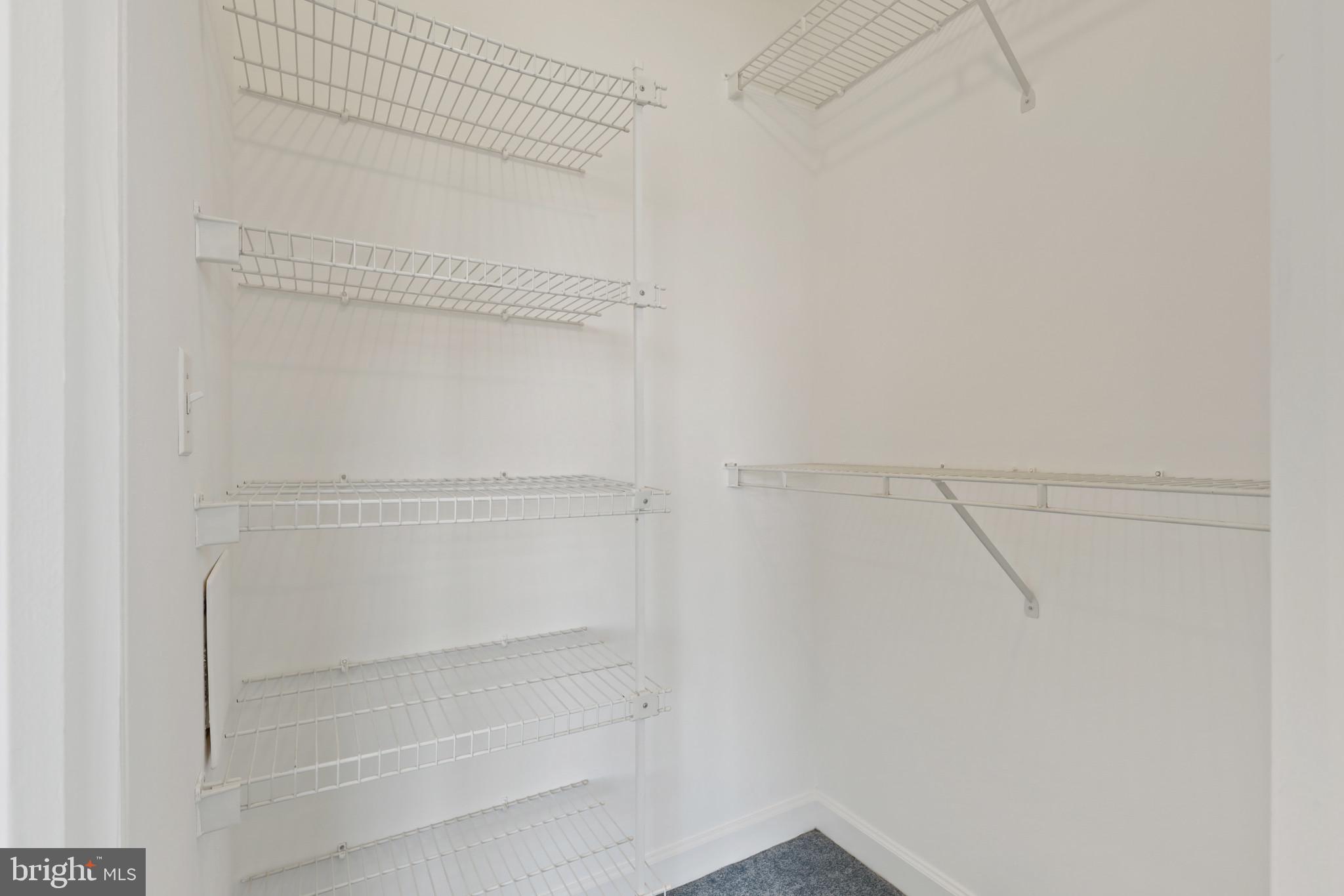 GRAYSTONE FARMS ESTATES - Residential