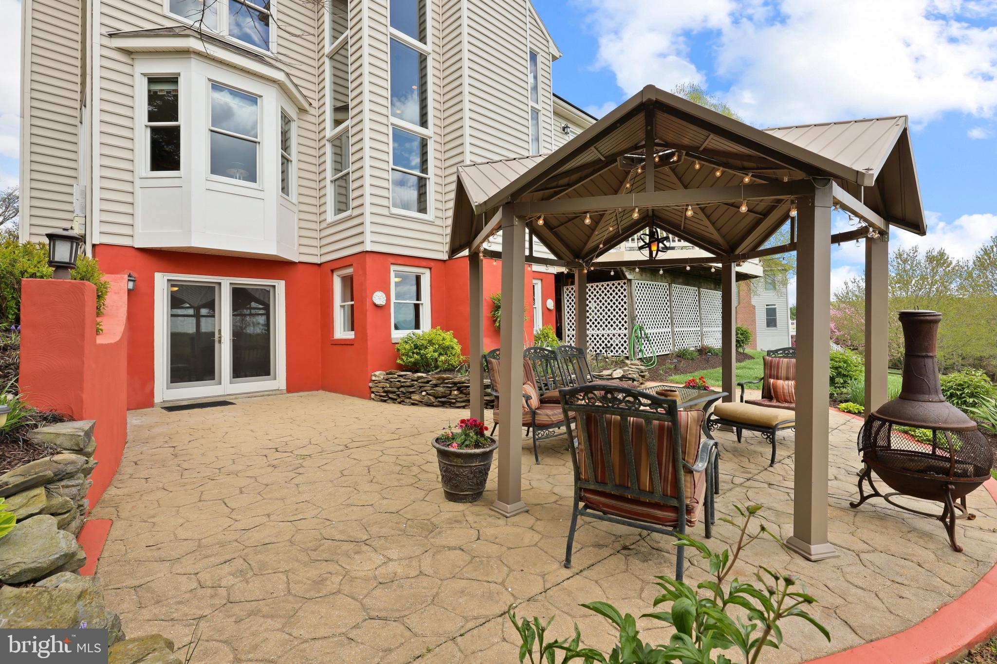 GRAYSTONE FARMS ESTATES - Residential