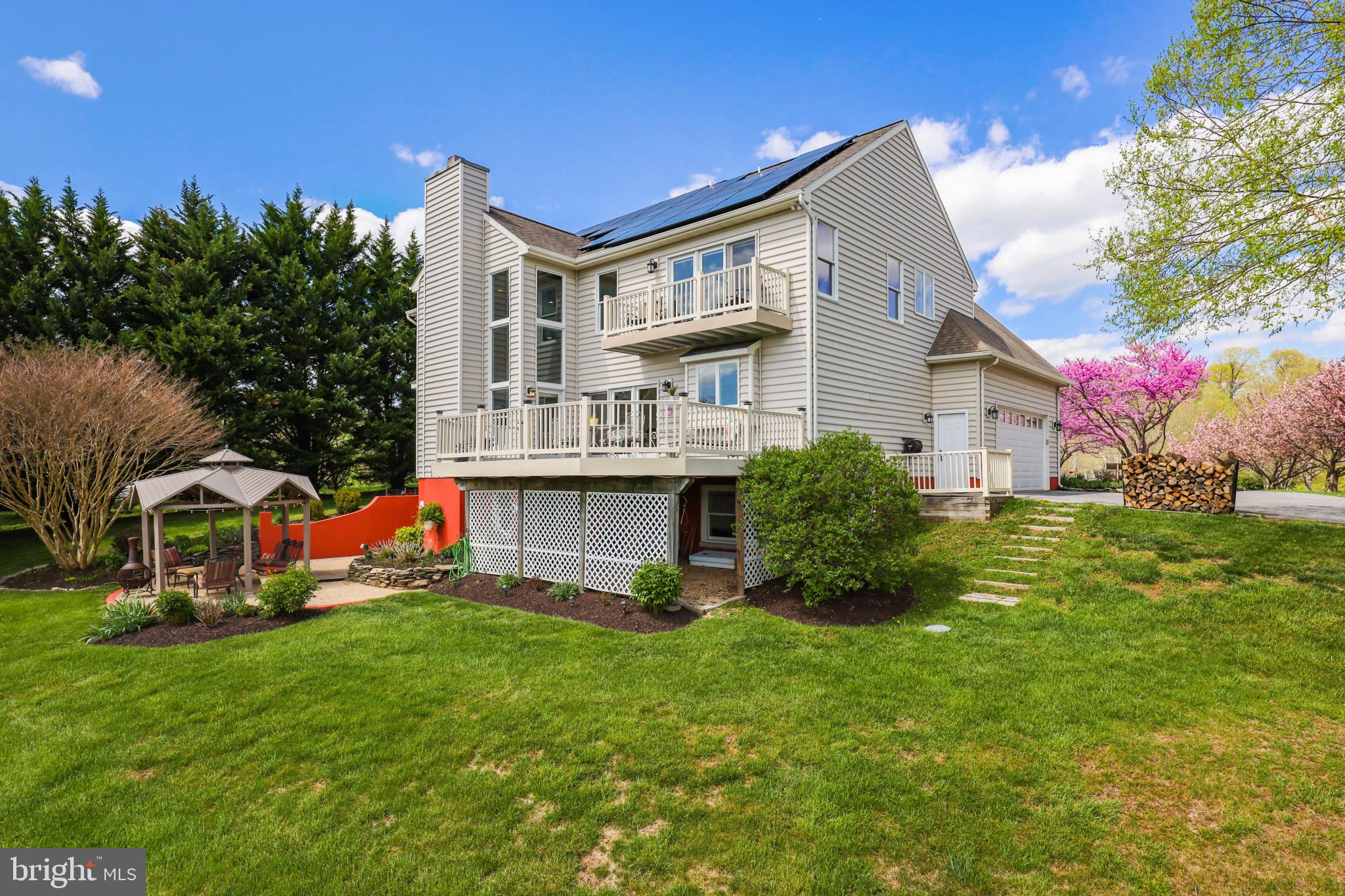 GRAYSTONE FARMS ESTATES - Residential