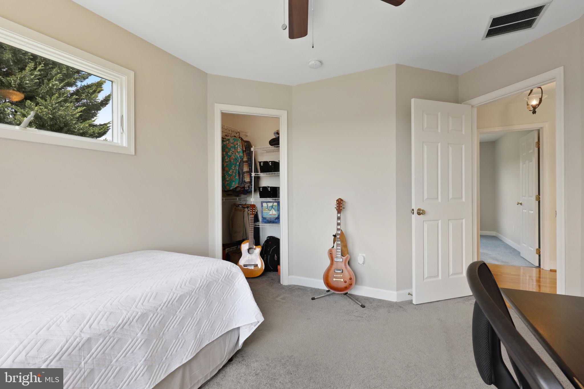 GRAYSTONE FARMS ESTATES - Residential