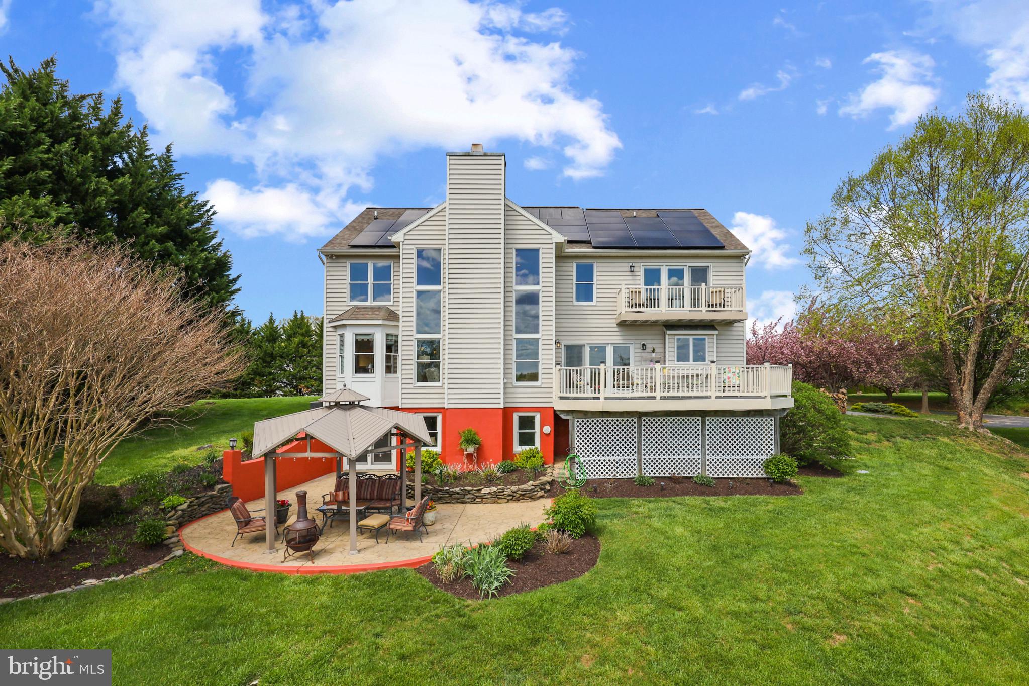 GRAYSTONE FARMS ESTATES - Residential