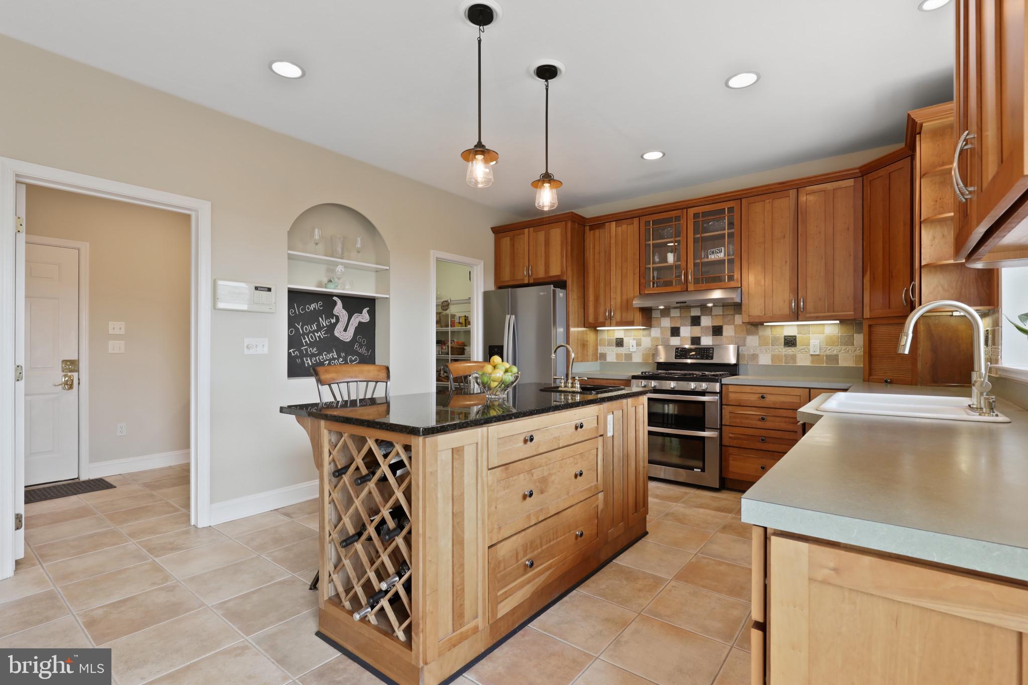 GRAYSTONE FARMS ESTATES - Residential