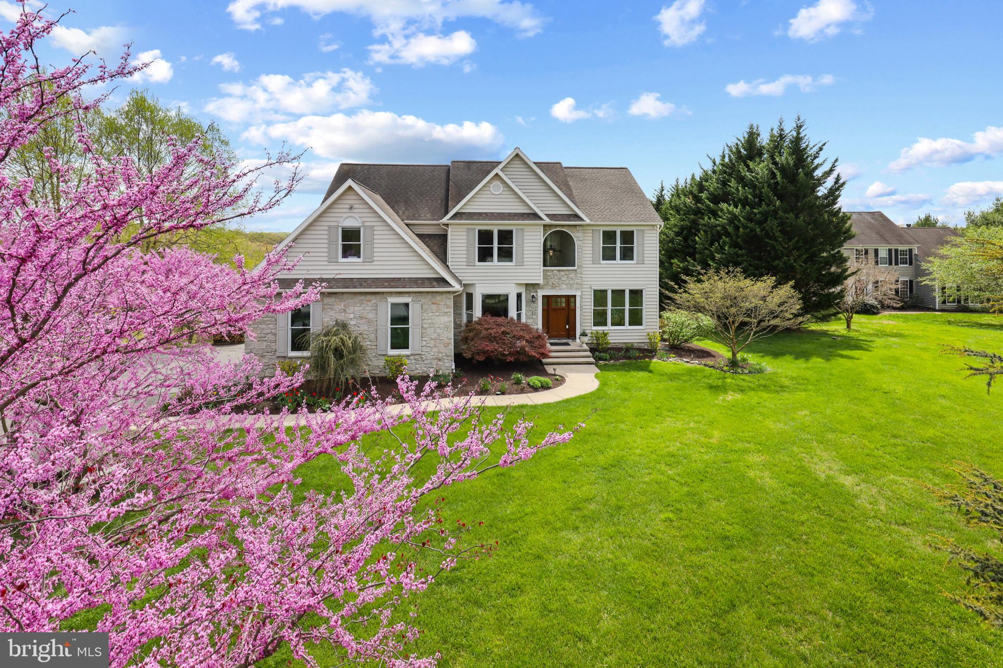 GRAYSTONE FARMS ESTATES - Residential