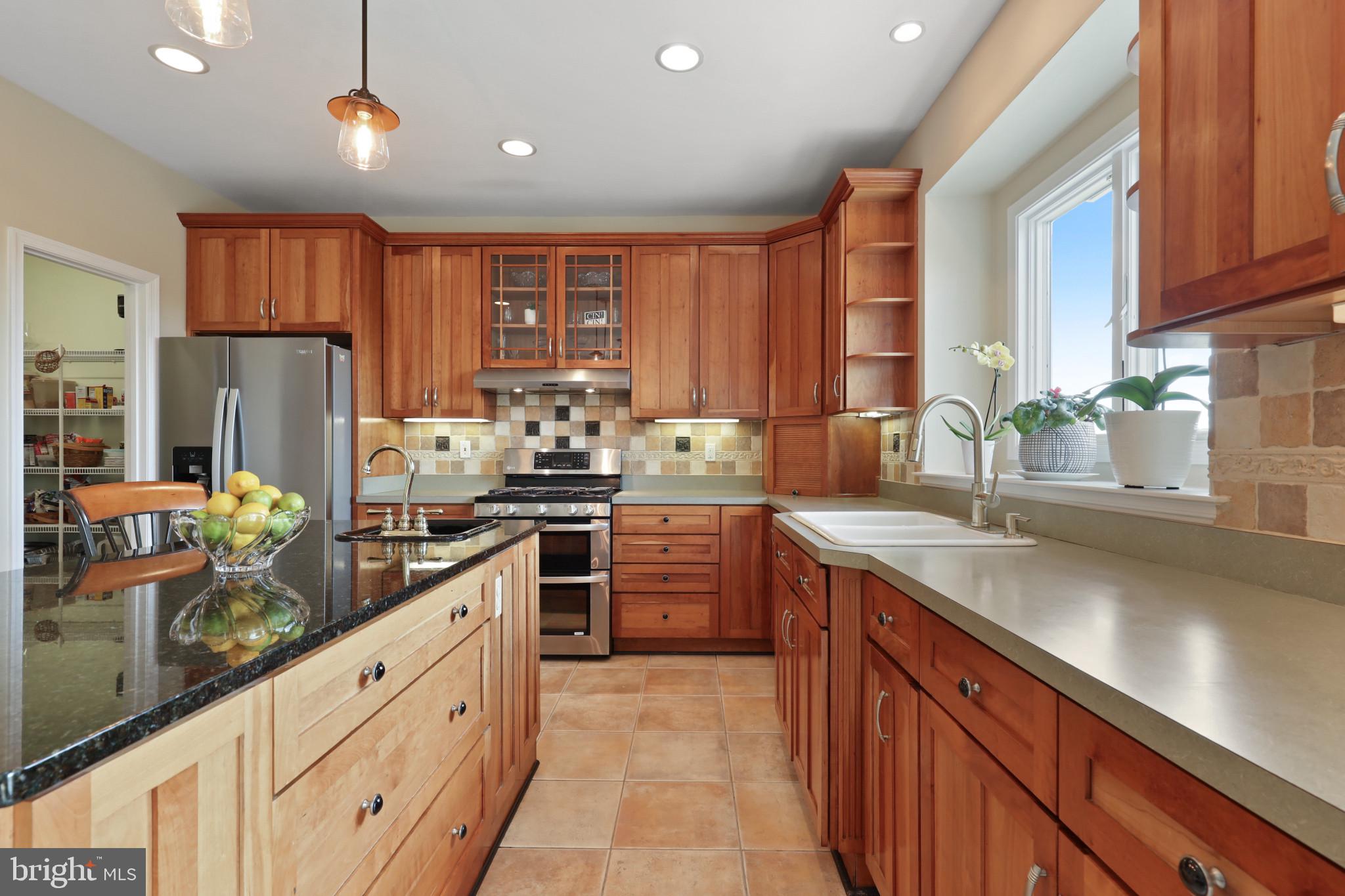 GRAYSTONE FARMS ESTATES - Residential