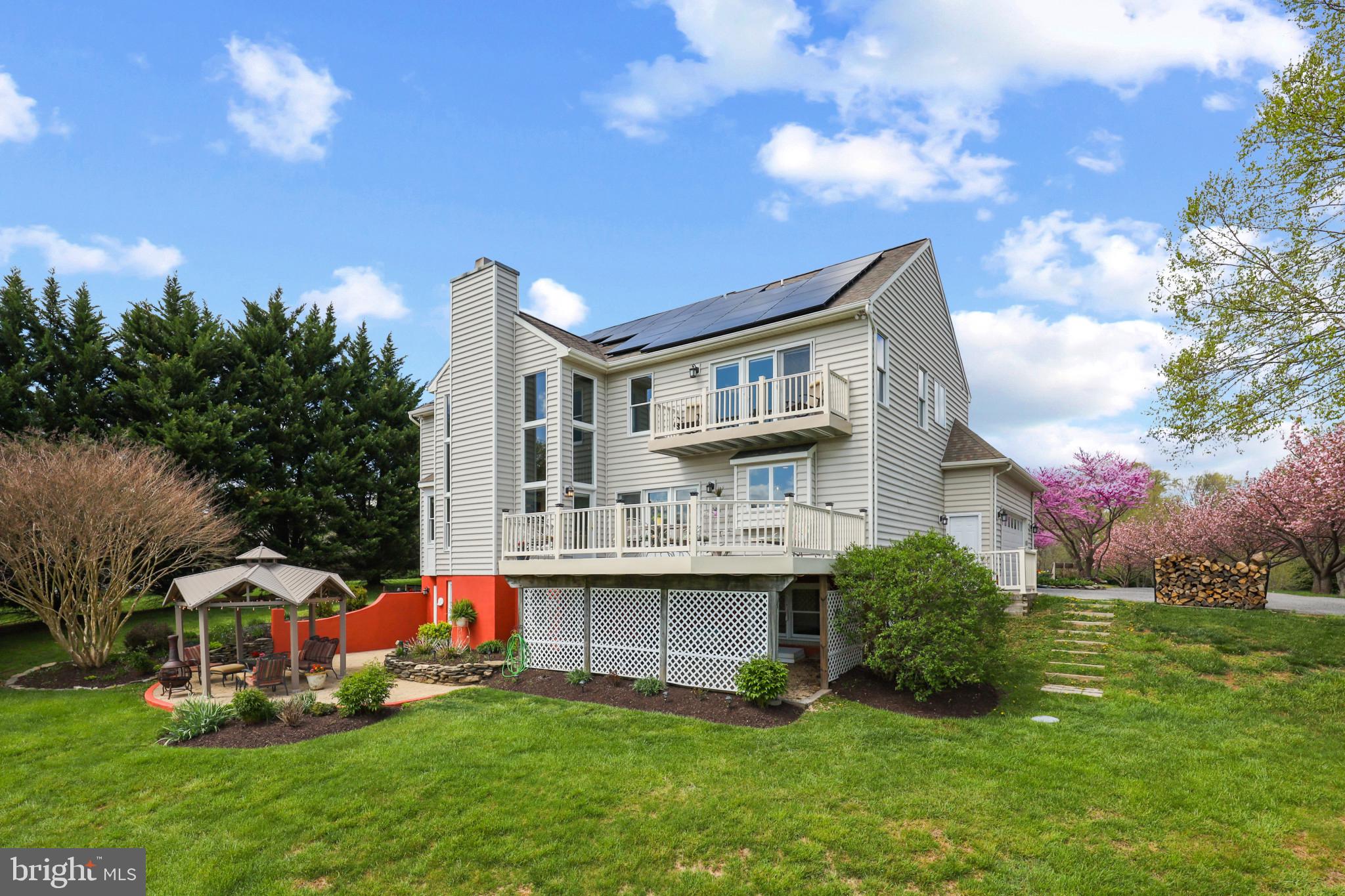 GRAYSTONE FARMS ESTATES - Residential