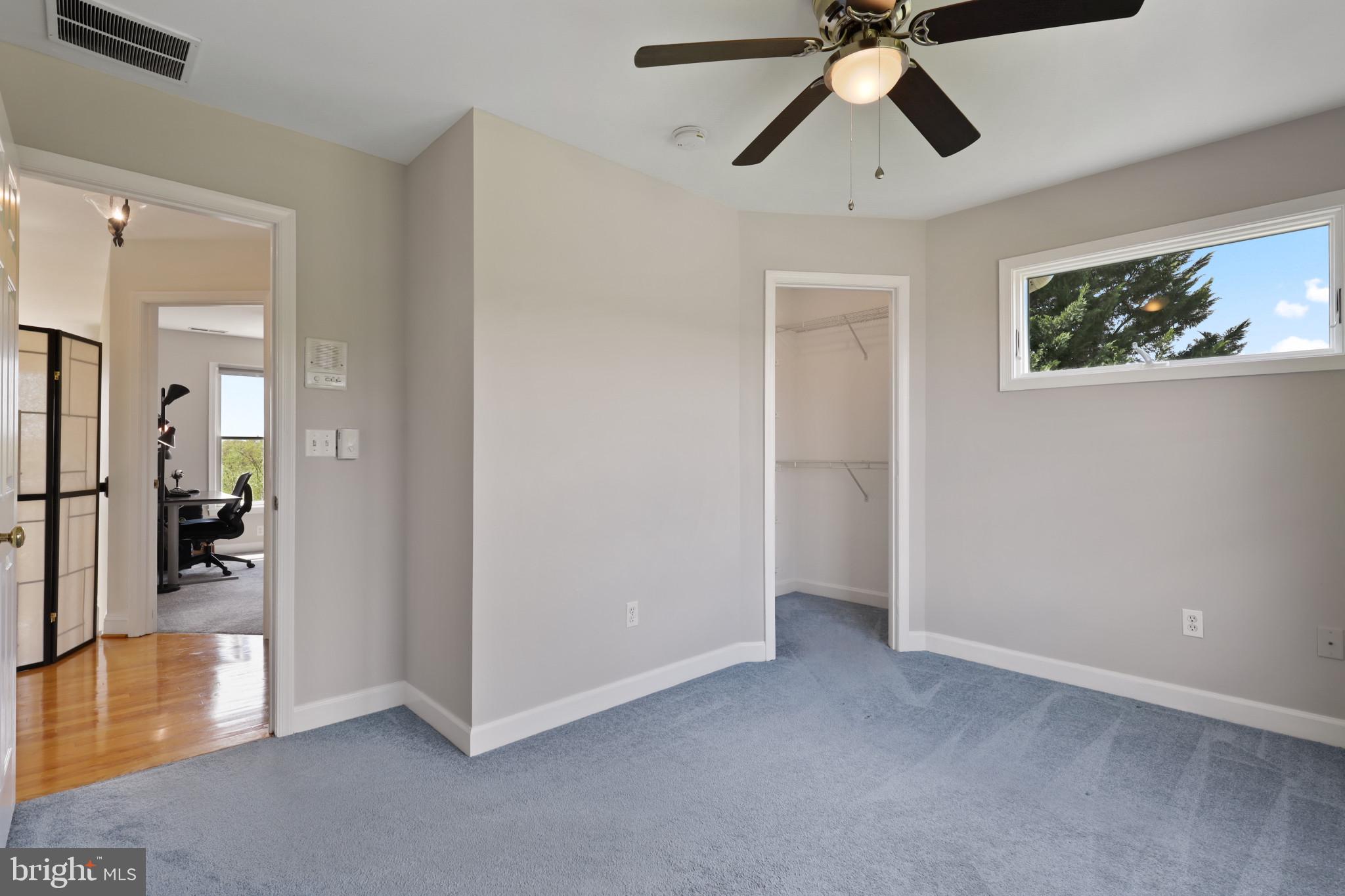 GRAYSTONE FARMS ESTATES - Residential