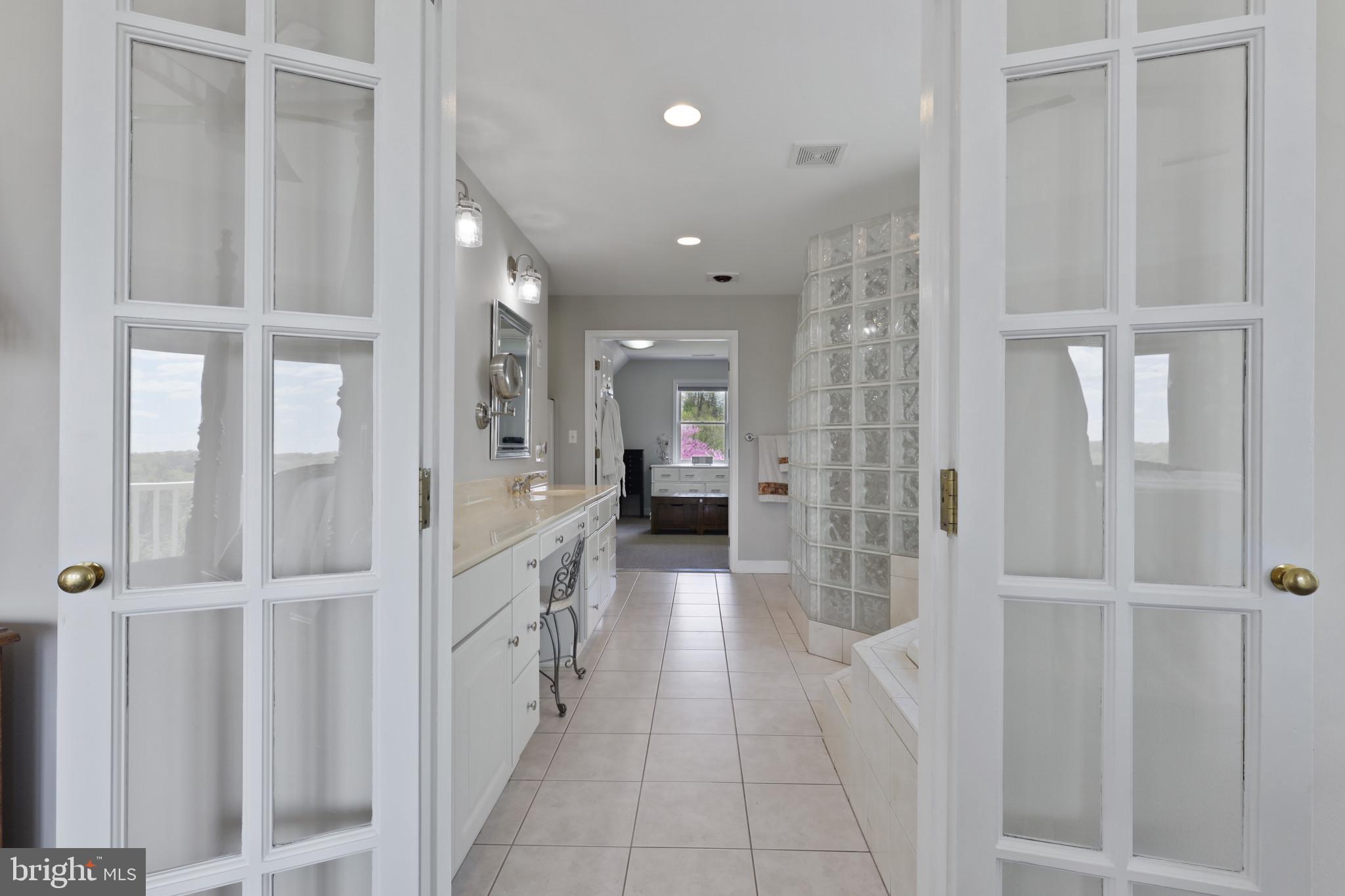 GRAYSTONE FARMS ESTATES - Residential