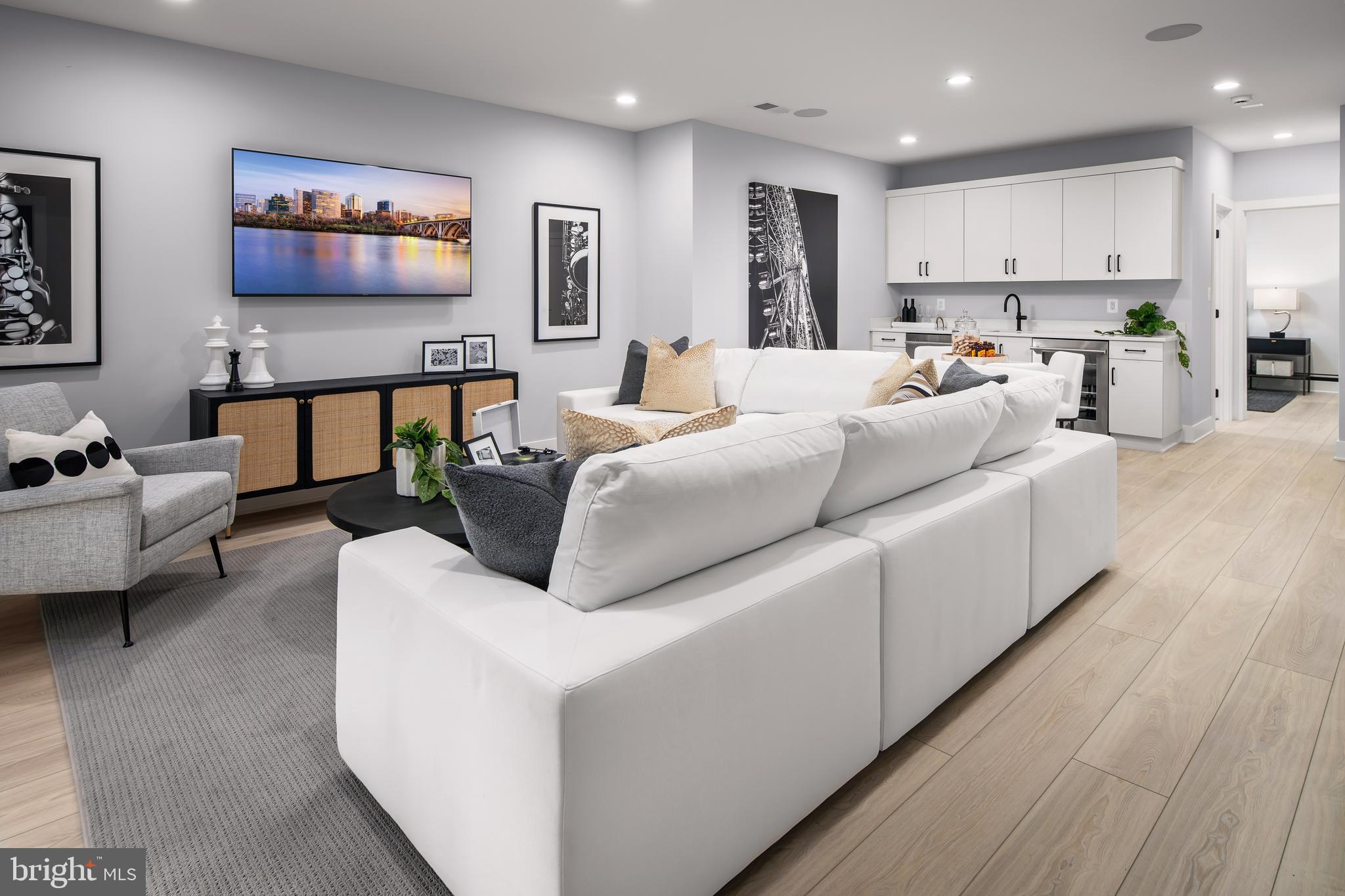 THE GROVE AT DOMINION HILLS - Residential