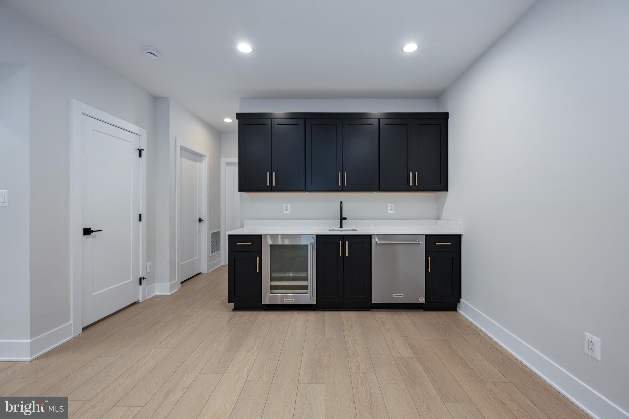 THE GROVE AT DOMINION HILLS - Residential