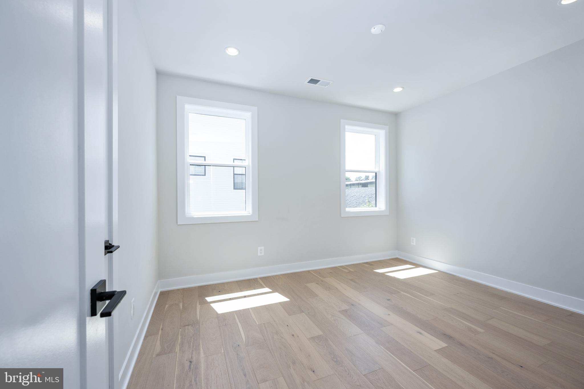 THE GROVE AT DOMINION HILLS - Residential