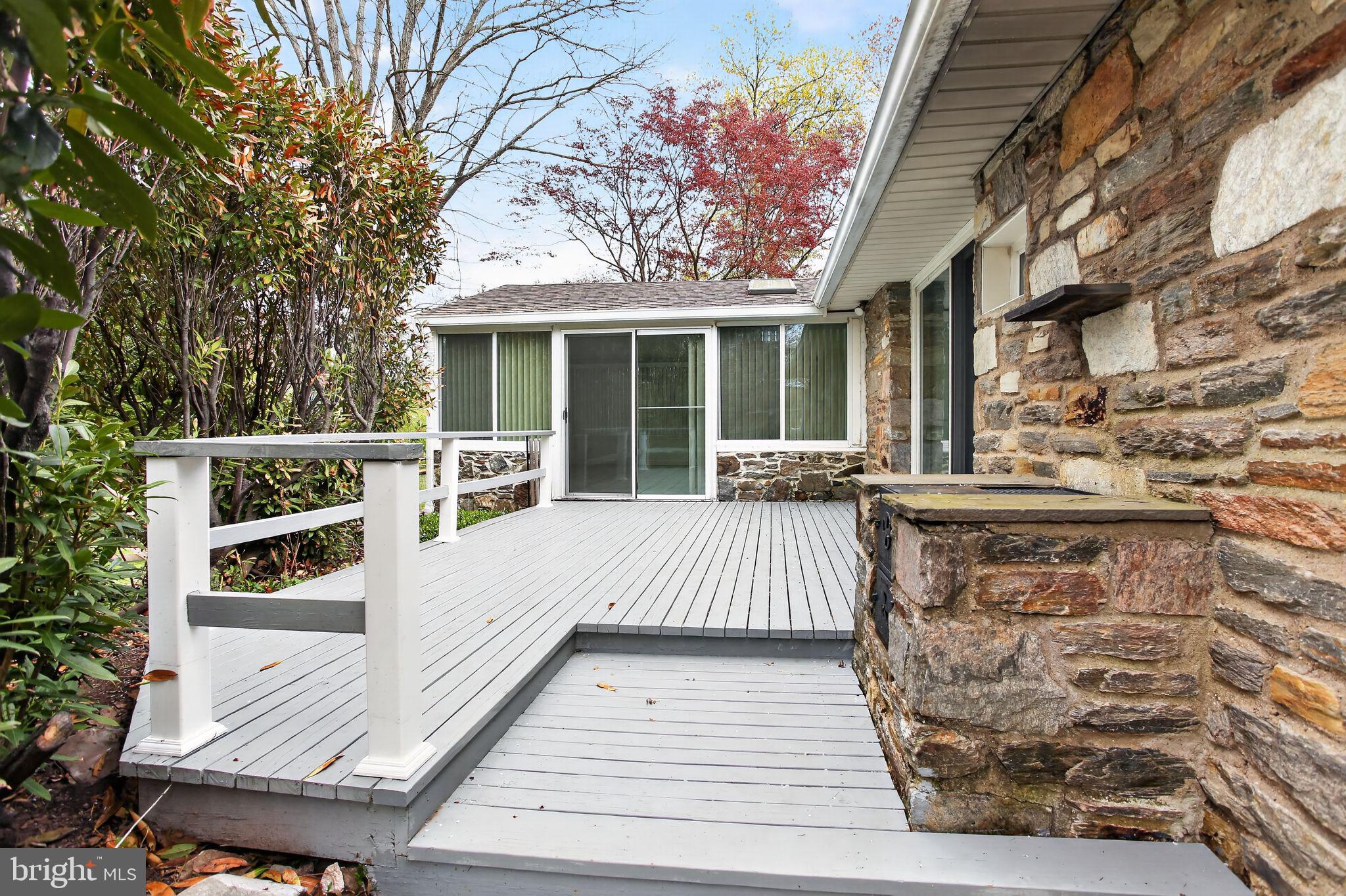 SAINT JOHN CIR - Residential