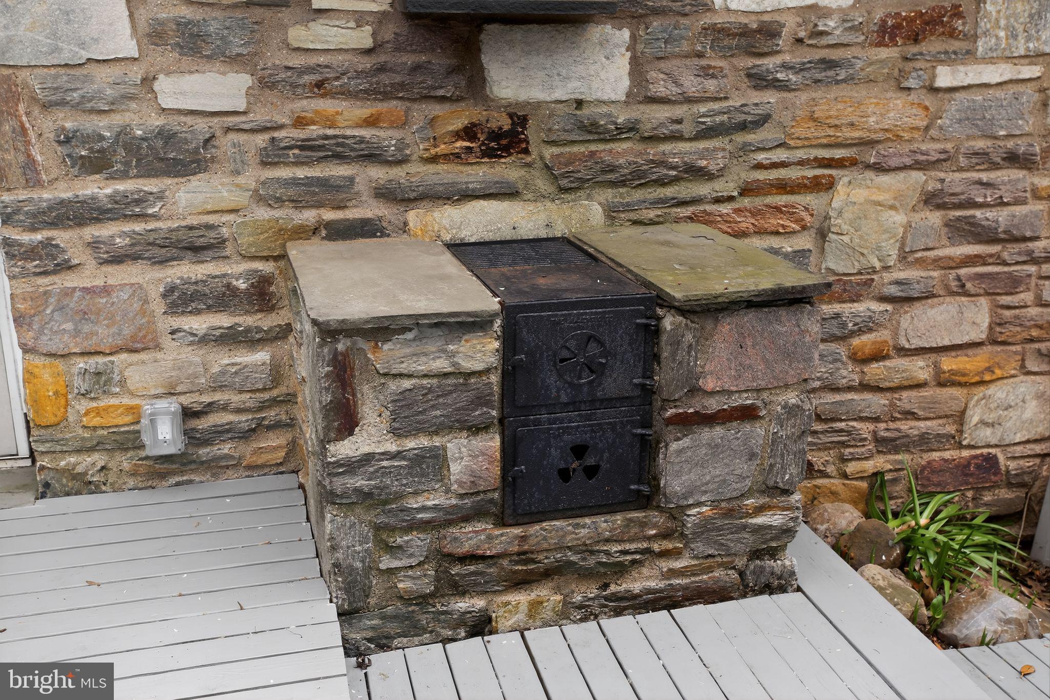 SAINT JOHN CIR - Residential