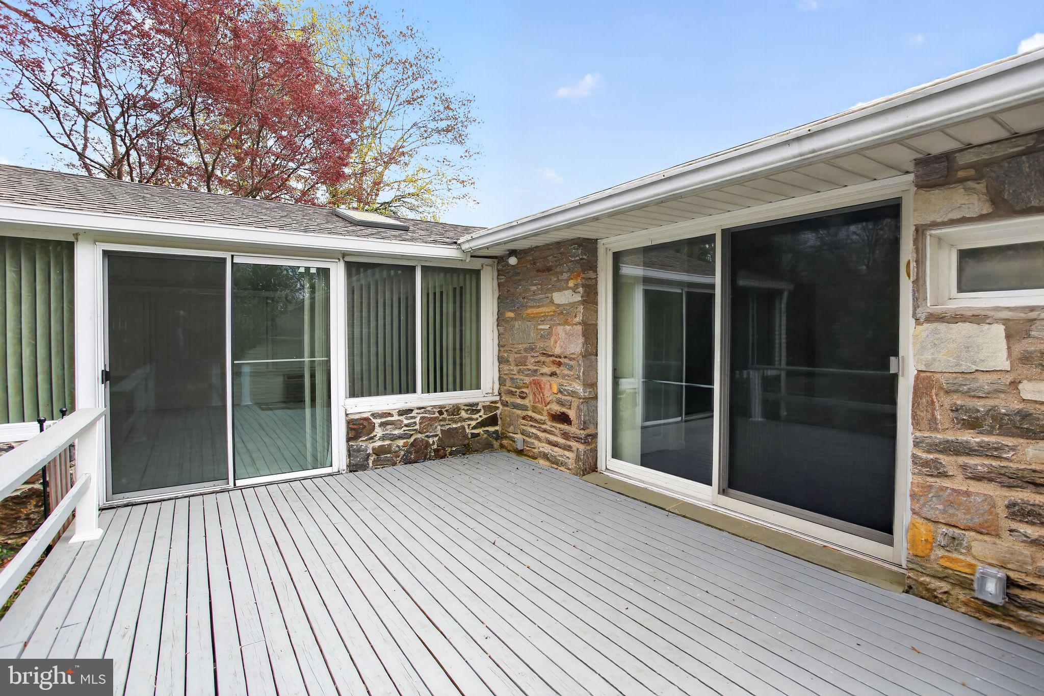 SAINT JOHN CIR - Residential